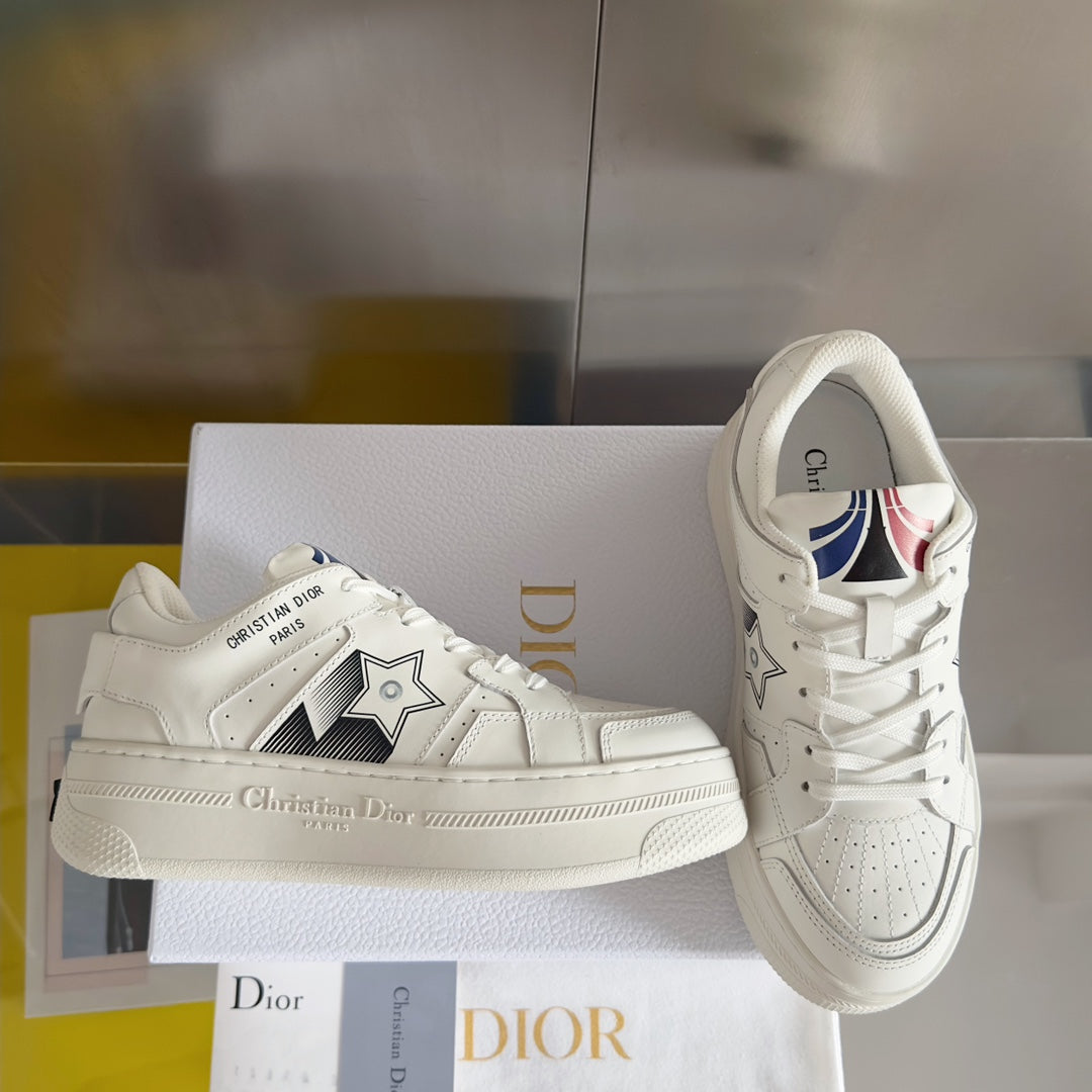 DIOR star sneaker white black calfksin