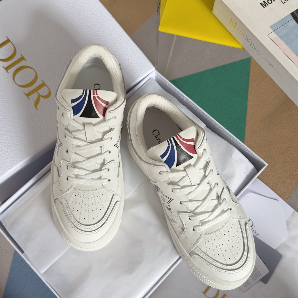 DIOR star sneaker white black calfksin