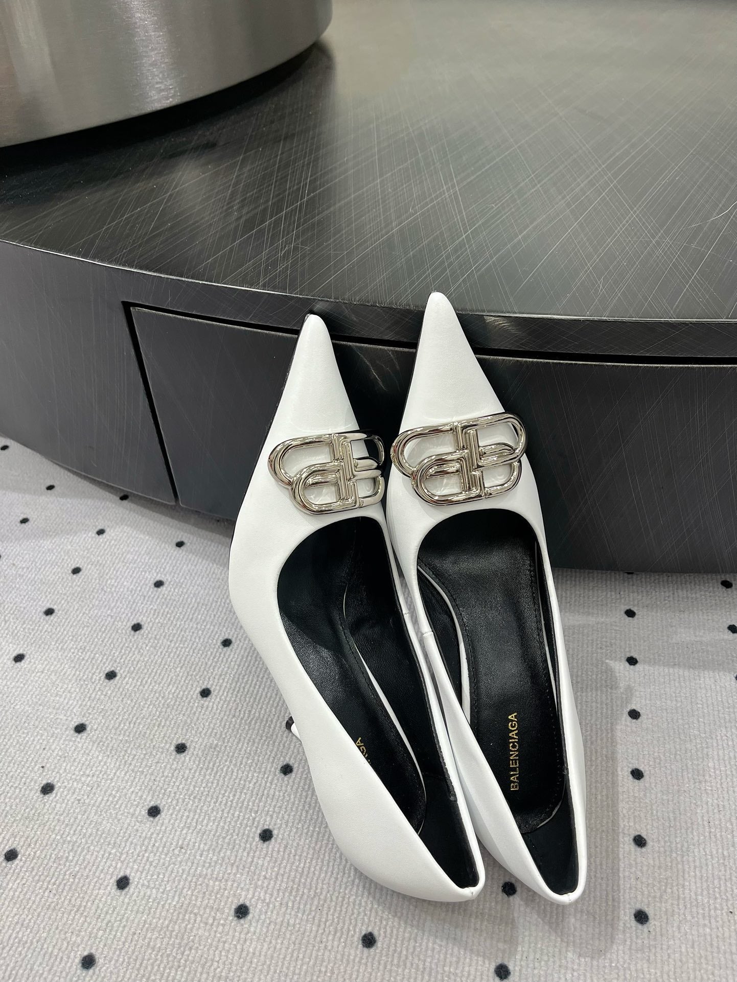 Balanciaga HEELED PUMPS 65 MM IN WHITE GLOSSY CALFSKIN SILVER HARDWARE
