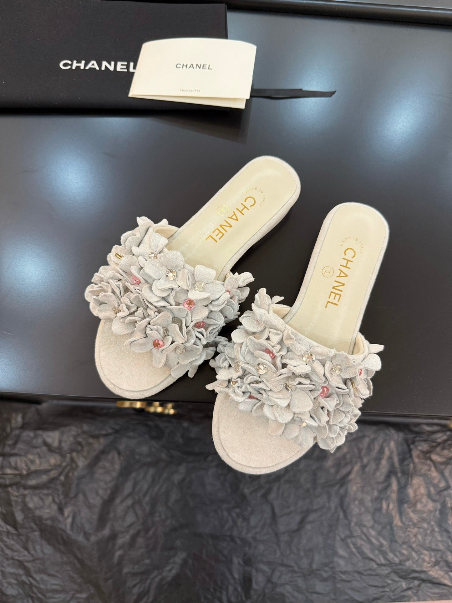 CHANEL 25C Mules Grey Suede Strass