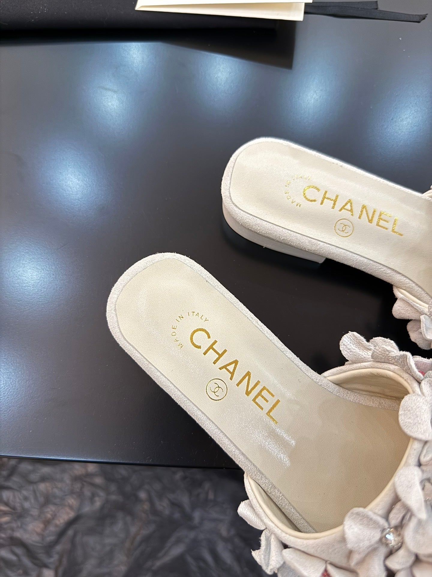 CHANEL 25C Mules Grey Suede Strass
