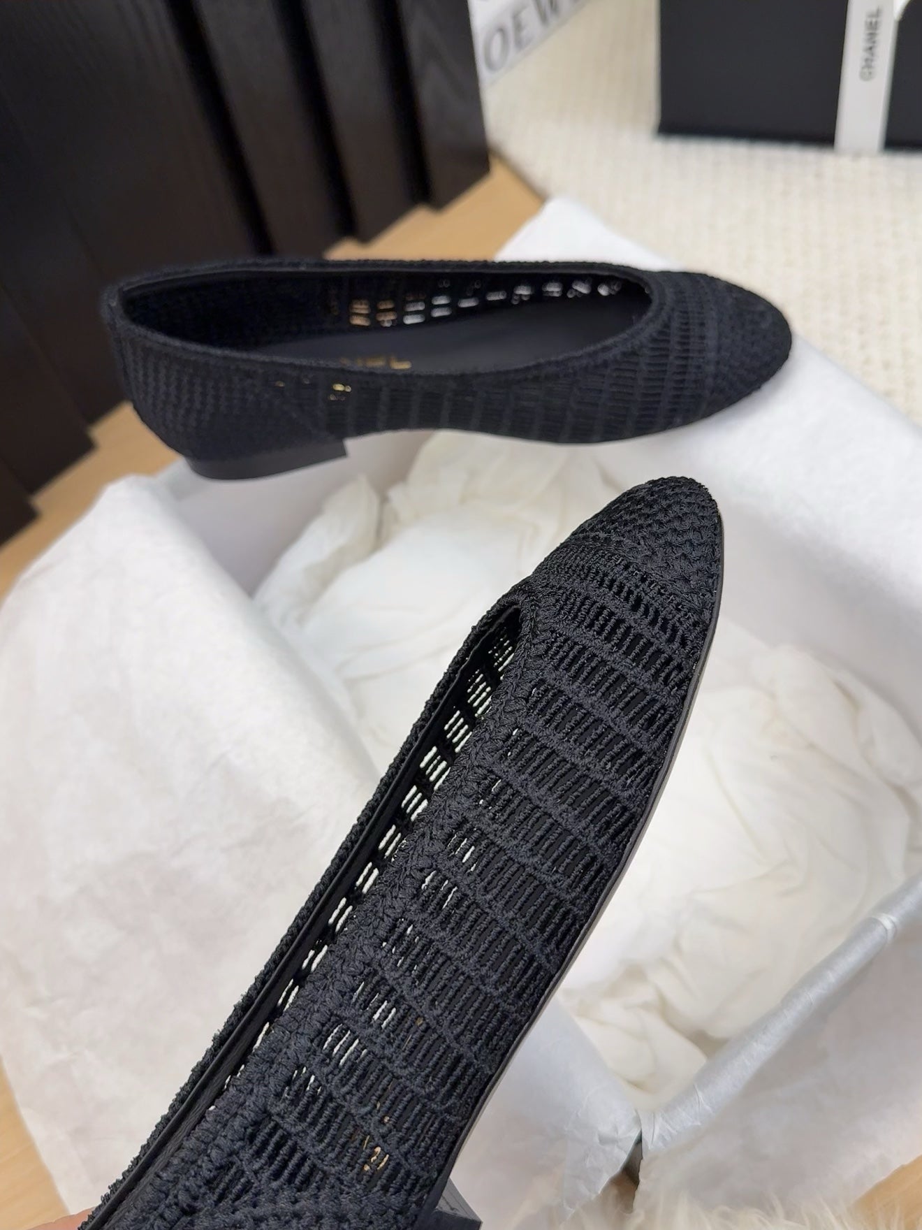 CHANEL 25 Ballet Flat Black Raffia