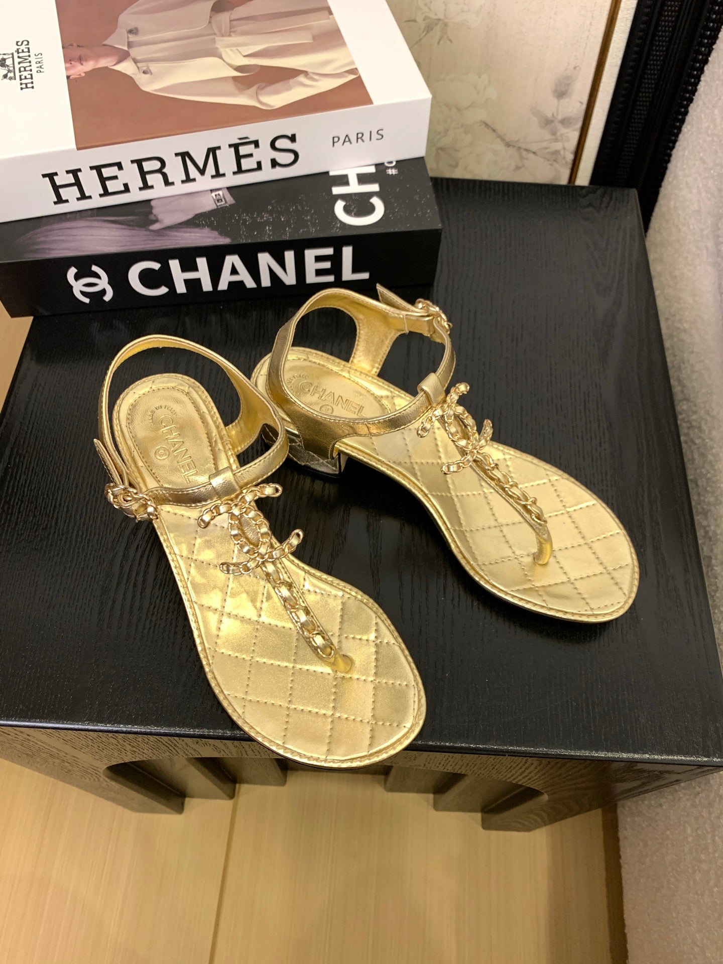 CHANEL 25 Thong Sandal Double C Leather