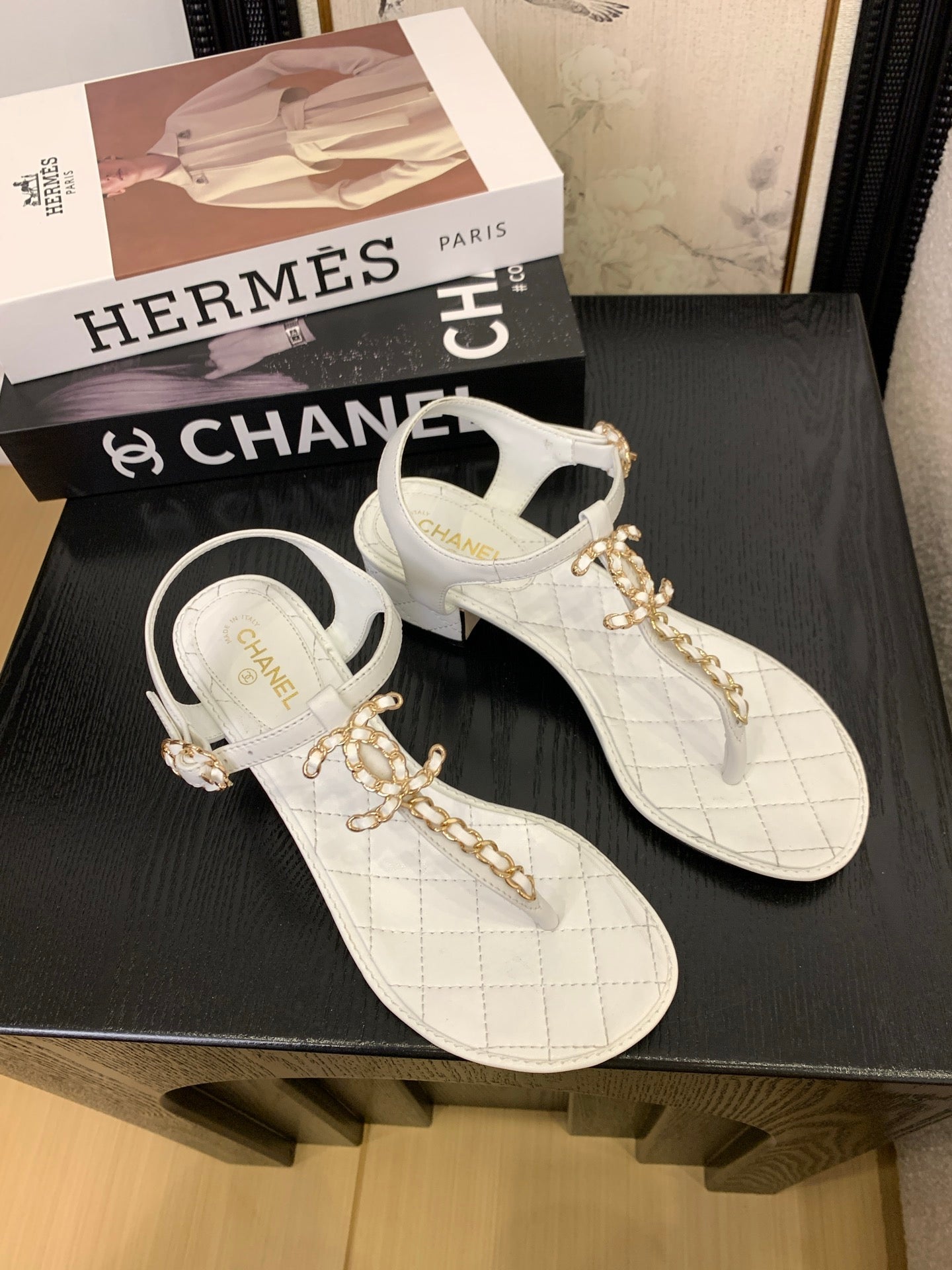 CHANEL 25 Thong Sandal Double C Leather