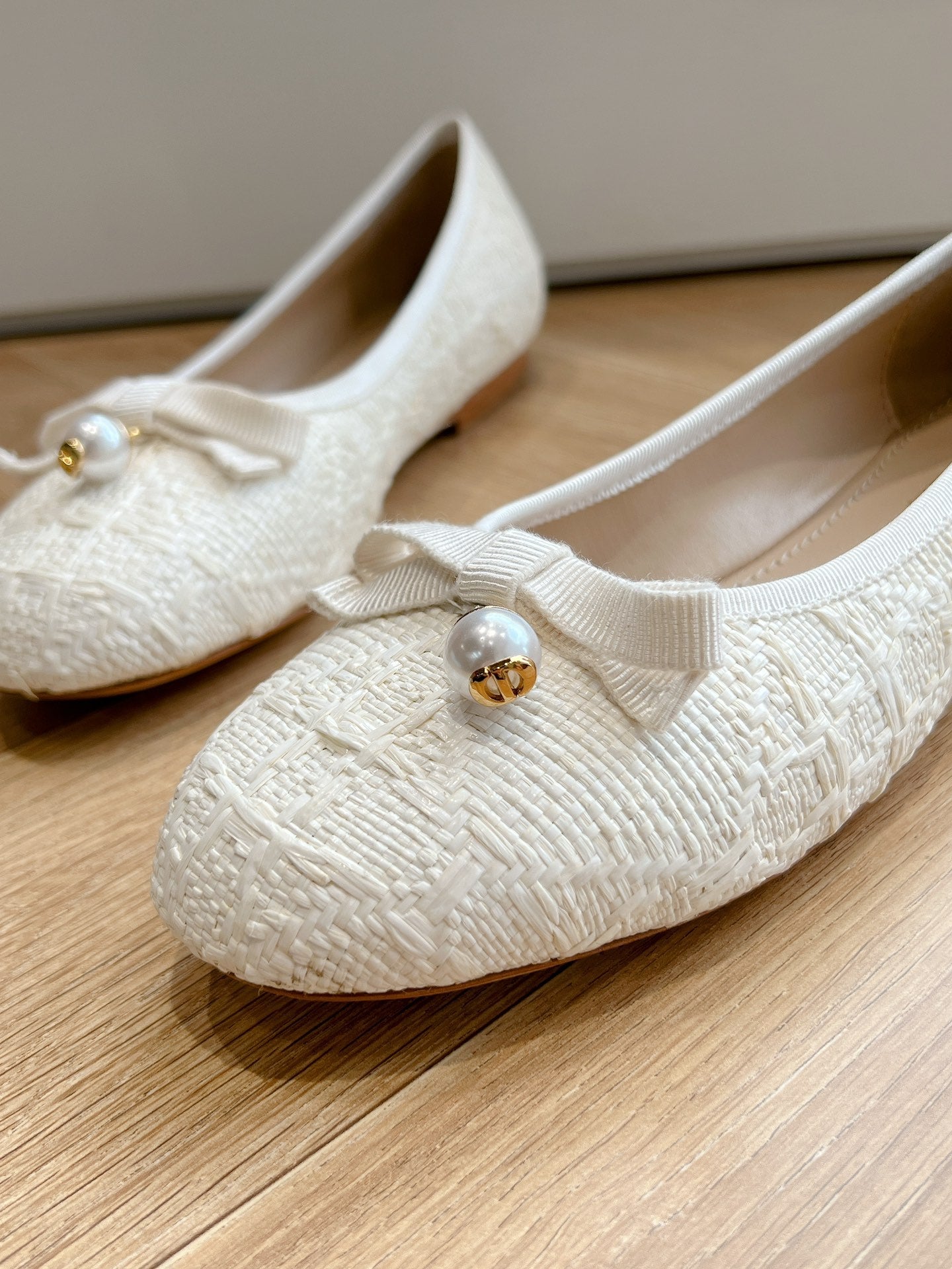 DIOR ballet flat white sedge mop front