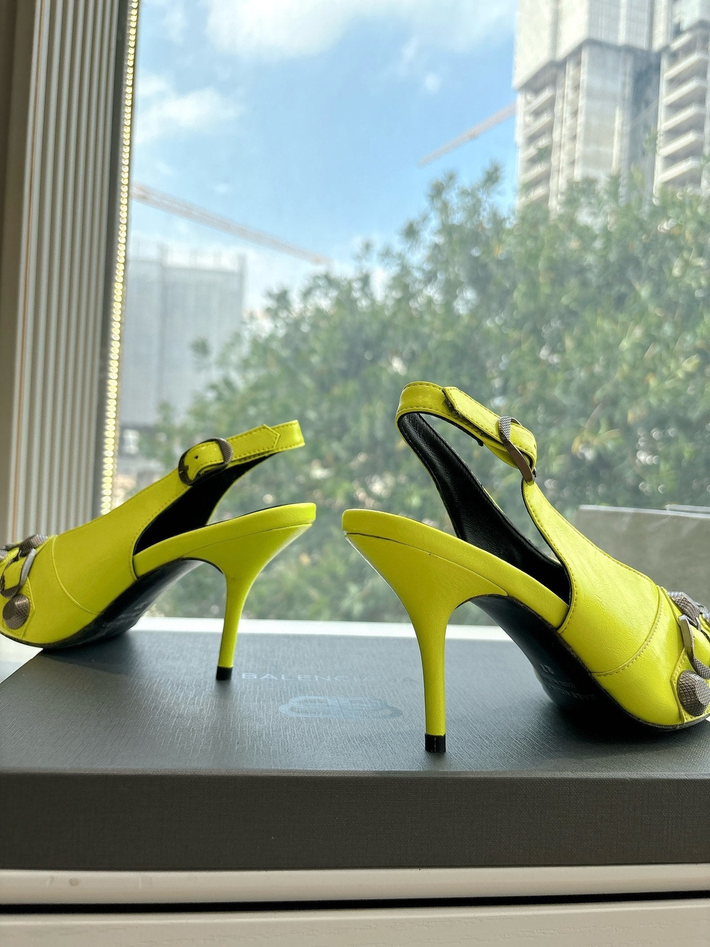 Balanciaga CAGOLE HIGH SLINGBACK IN YELLOW GLOSSY CALFSKIN