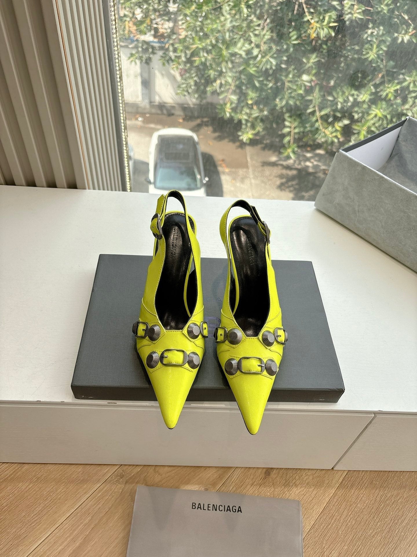 Balanciaga CAGOLE HIGH SLINGBACK IN YELLOW GLOSSY CALFSKIN