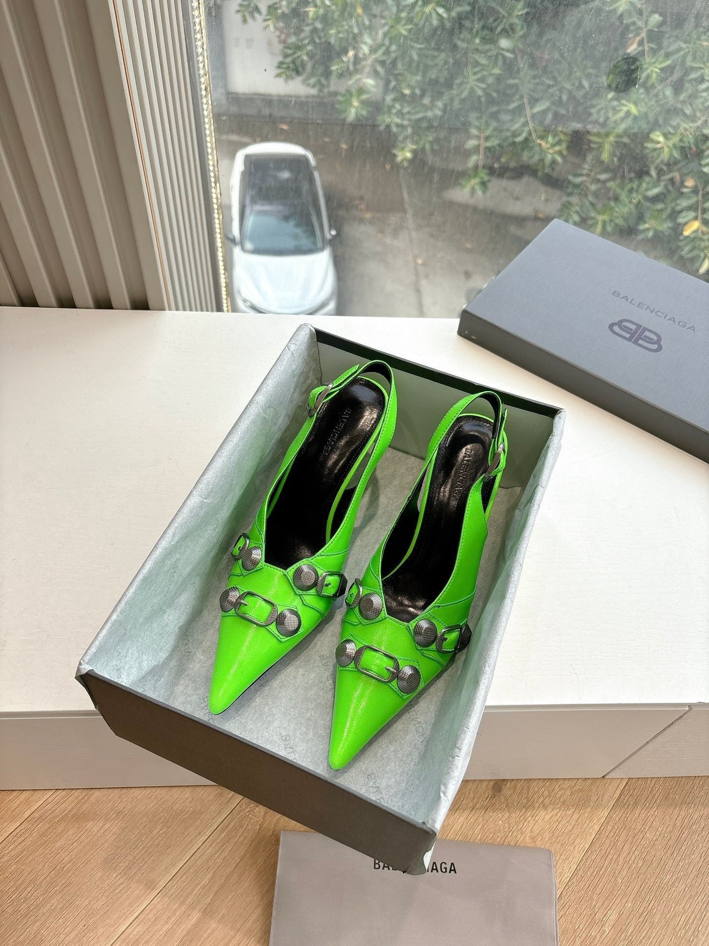 Balanciaga CAGOLE HIGH SLINGBACK IN NEON GREEN GLOSSY CALFSKIN