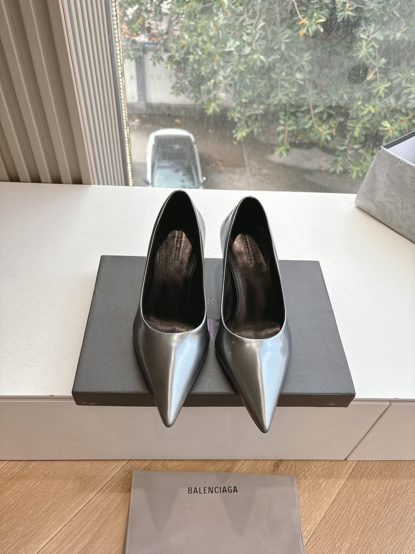 Balanciaga HIGH PUMPS IN RHINO GRAY PATENT CALFSKIN