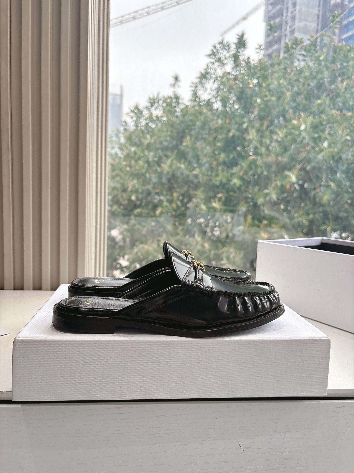 Celine CELINE Slippers Black Leather 285954