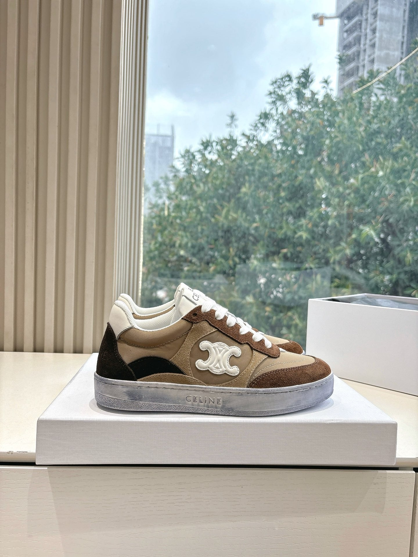 Celine CELINE Sneaker Bronze Suede 285894