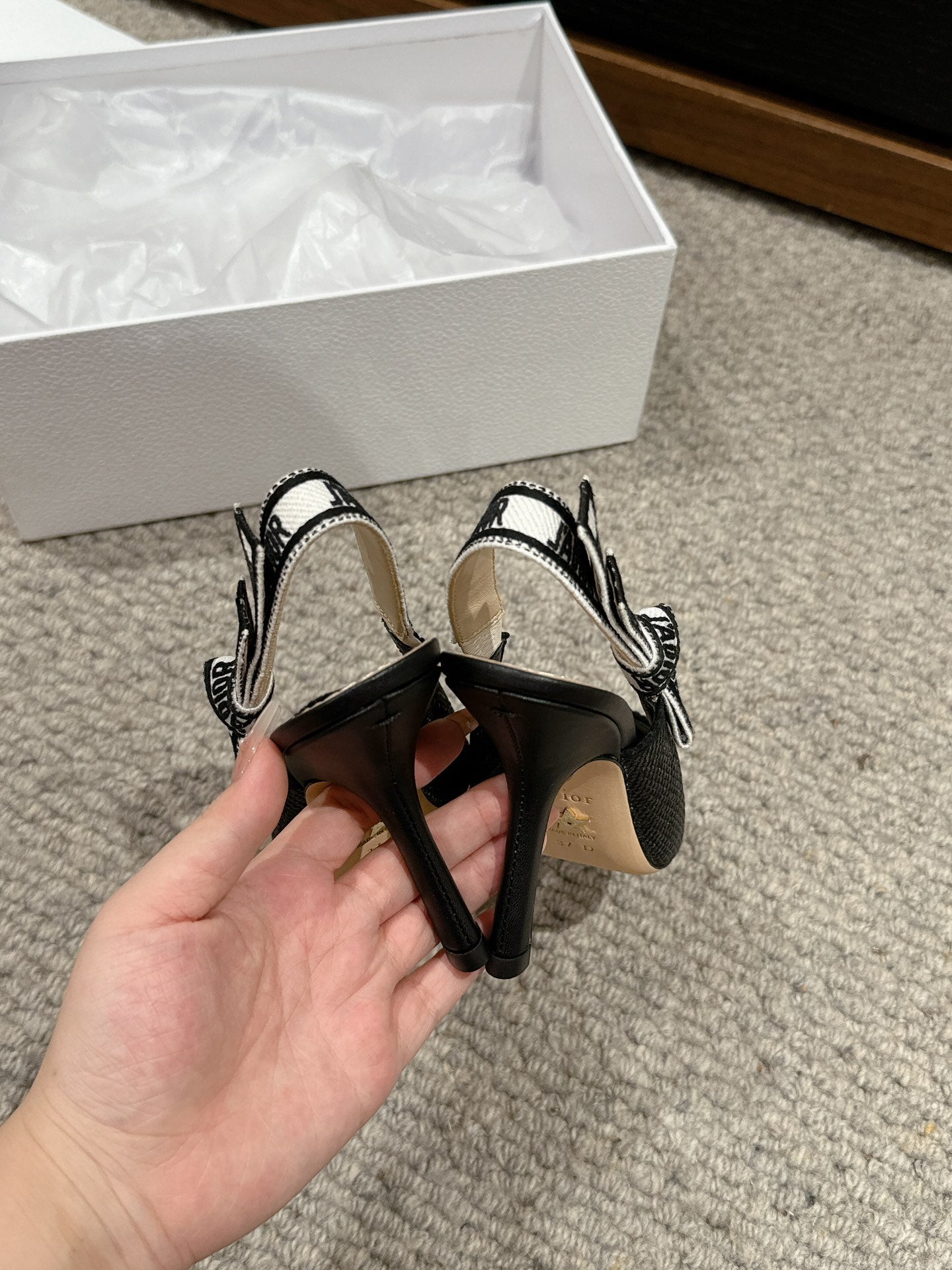 DIOR slingback 100 black raffia lambskin