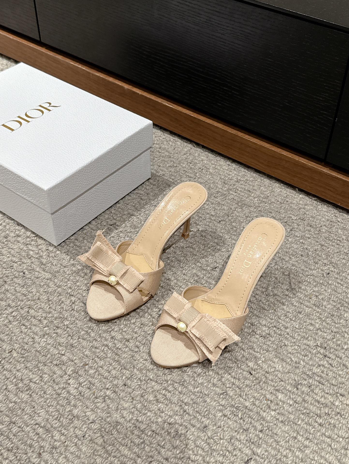 DIOR sandal a DIORable 80 beige grosgrain lambskin