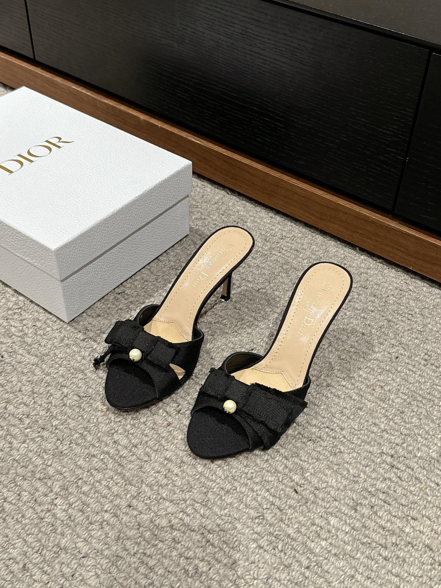 DIOR sandal a DIORable 80 black grosgrain beige lambskin