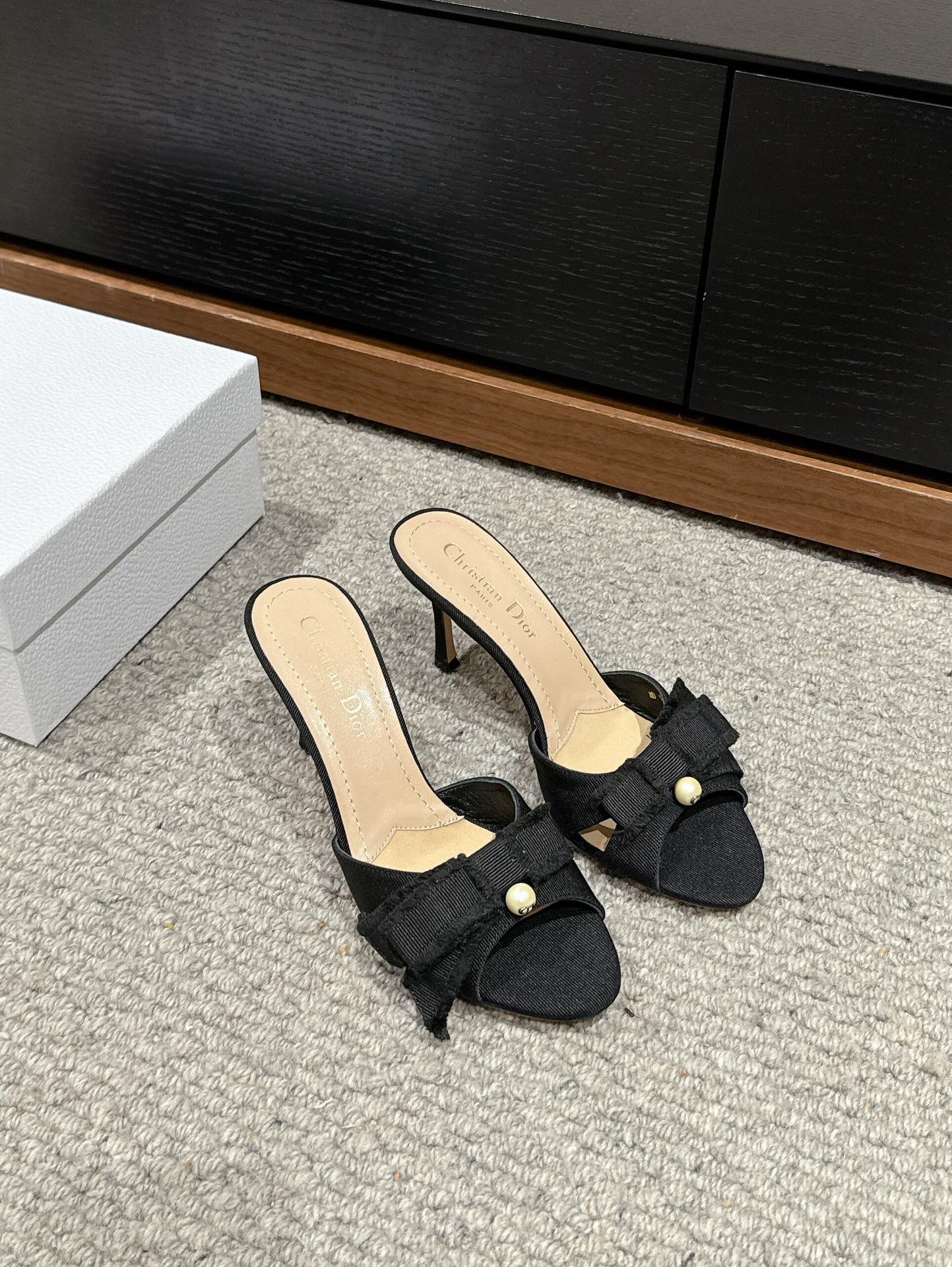 DIOR sandal a DIORable 80 black grosgrain beige lambskin