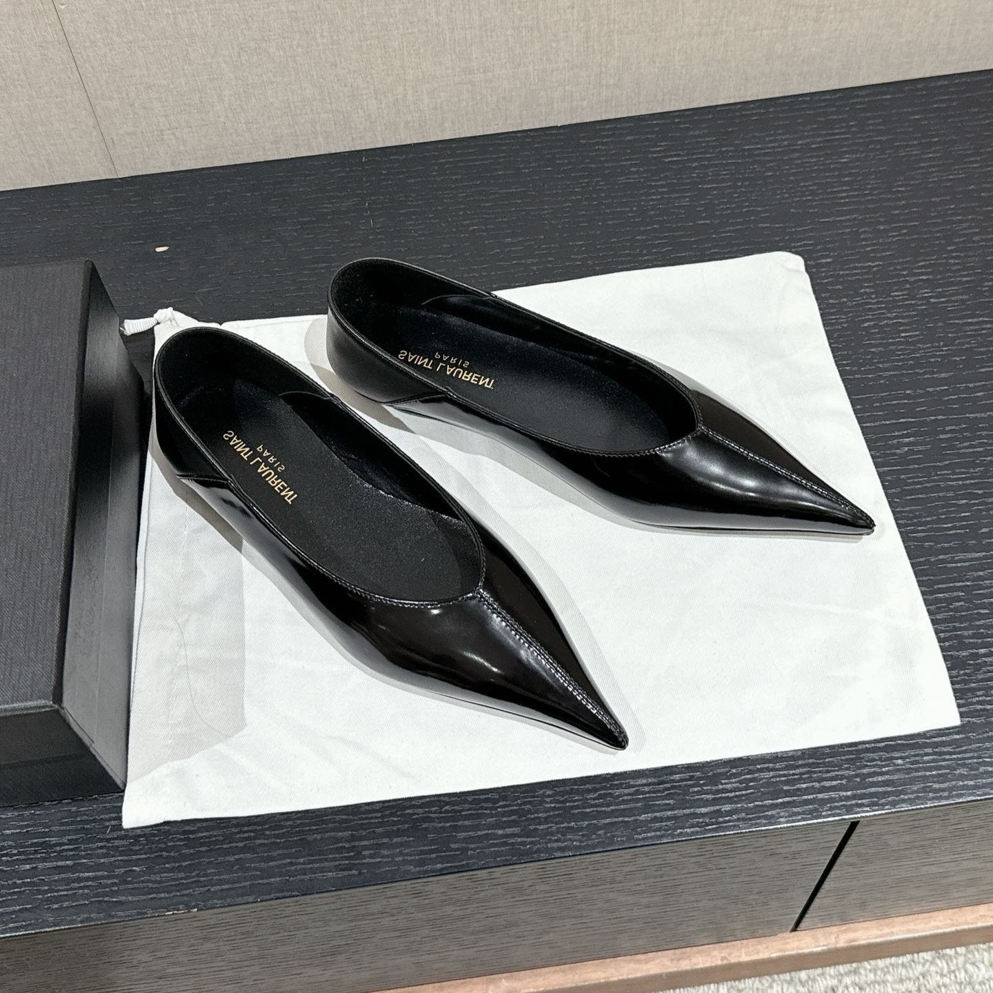Saint Laurent SL NOUR POINTED TOE BALLET BLACK CALFSKIN