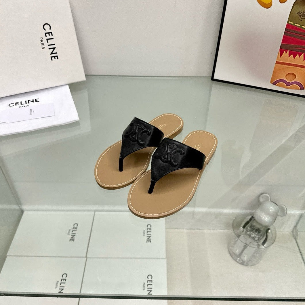 Celine WOMEN TRIOMPHE FLAT THONG IN CALFSKIN BLACK
