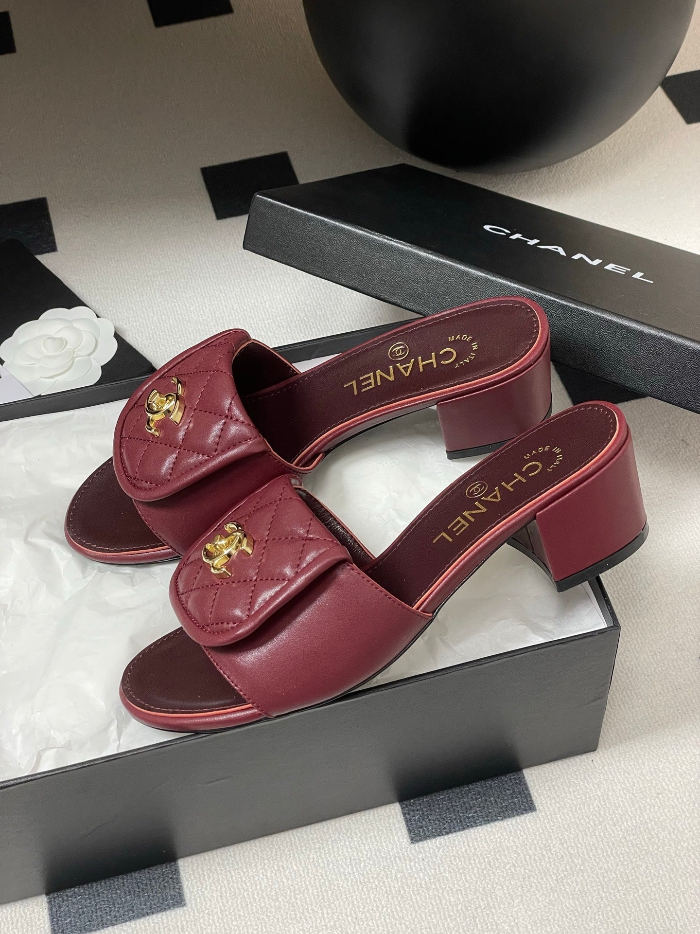 CHANEL 25F Sandal Heel 5cm Quilted