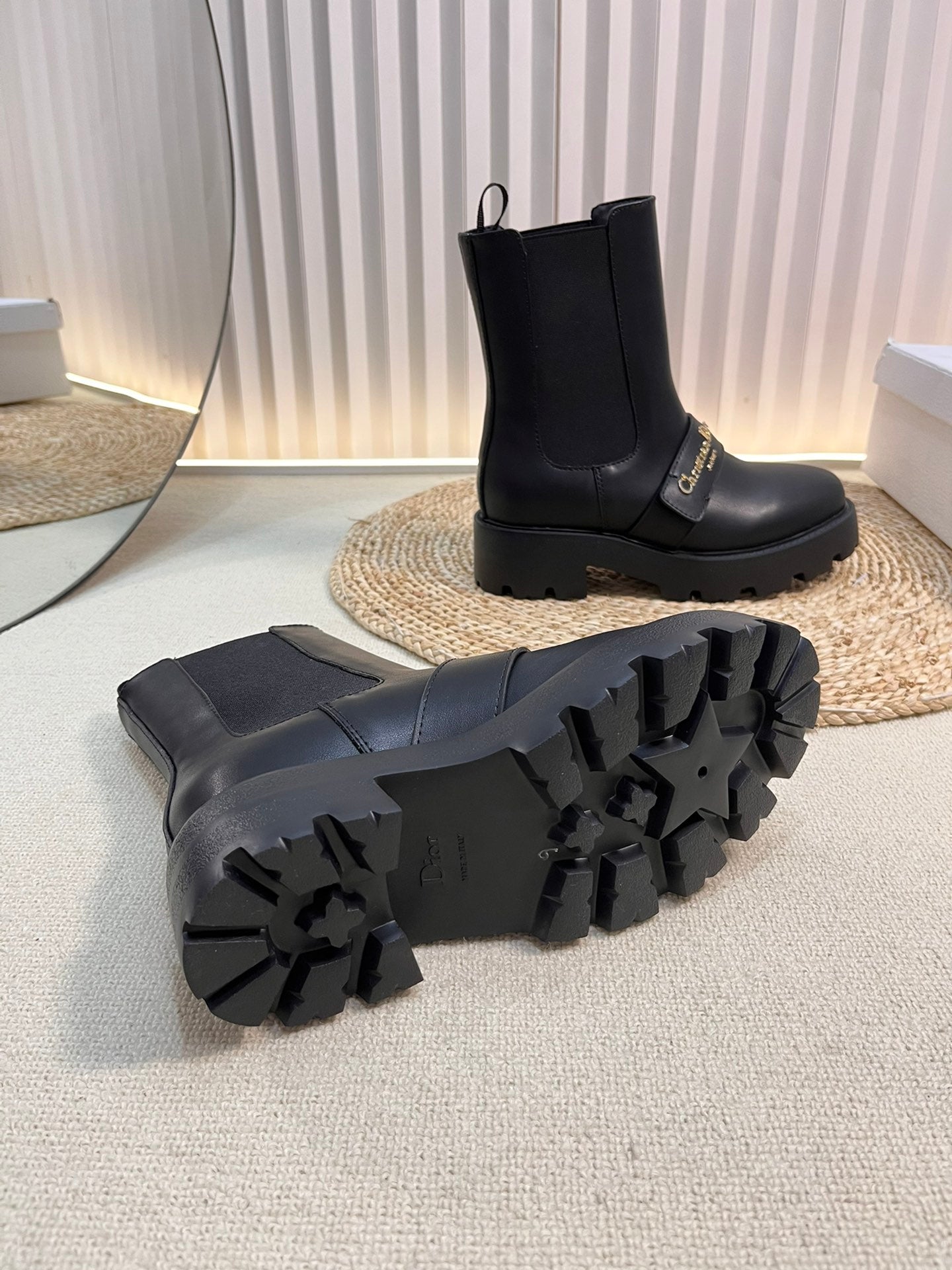 DIOR D-Quest Ankle Boot 35mm In Black Calfskin 992669