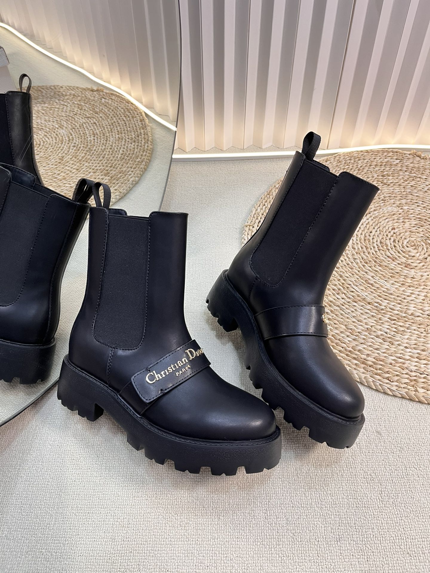 DIOR D-Quest Ankle Boot 35mm In Black Calfskin 992669
