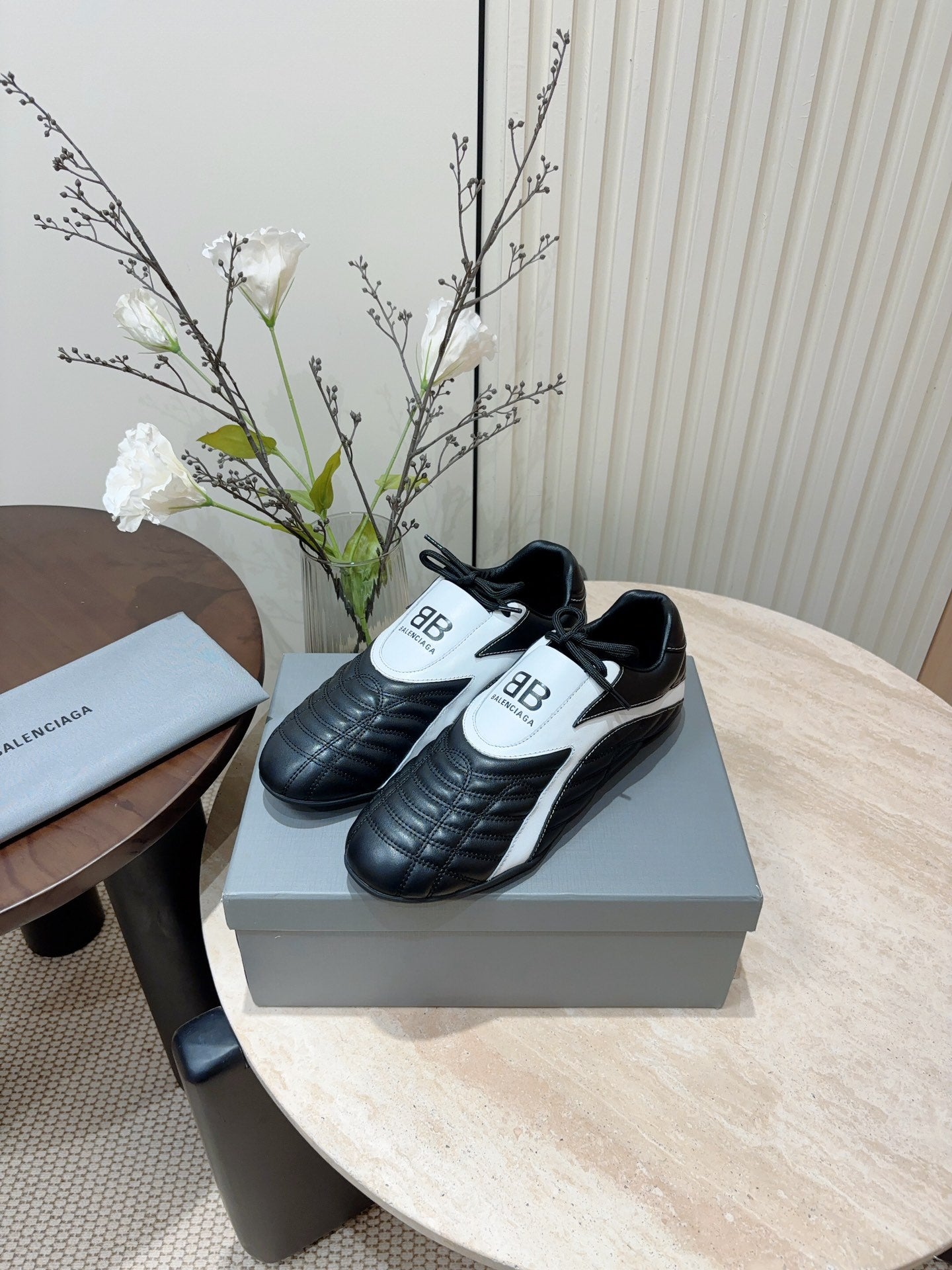 Balanciaga SOCCER SNEAKER IN BLACK MIX WHITE QUILTED LAMBSKIN