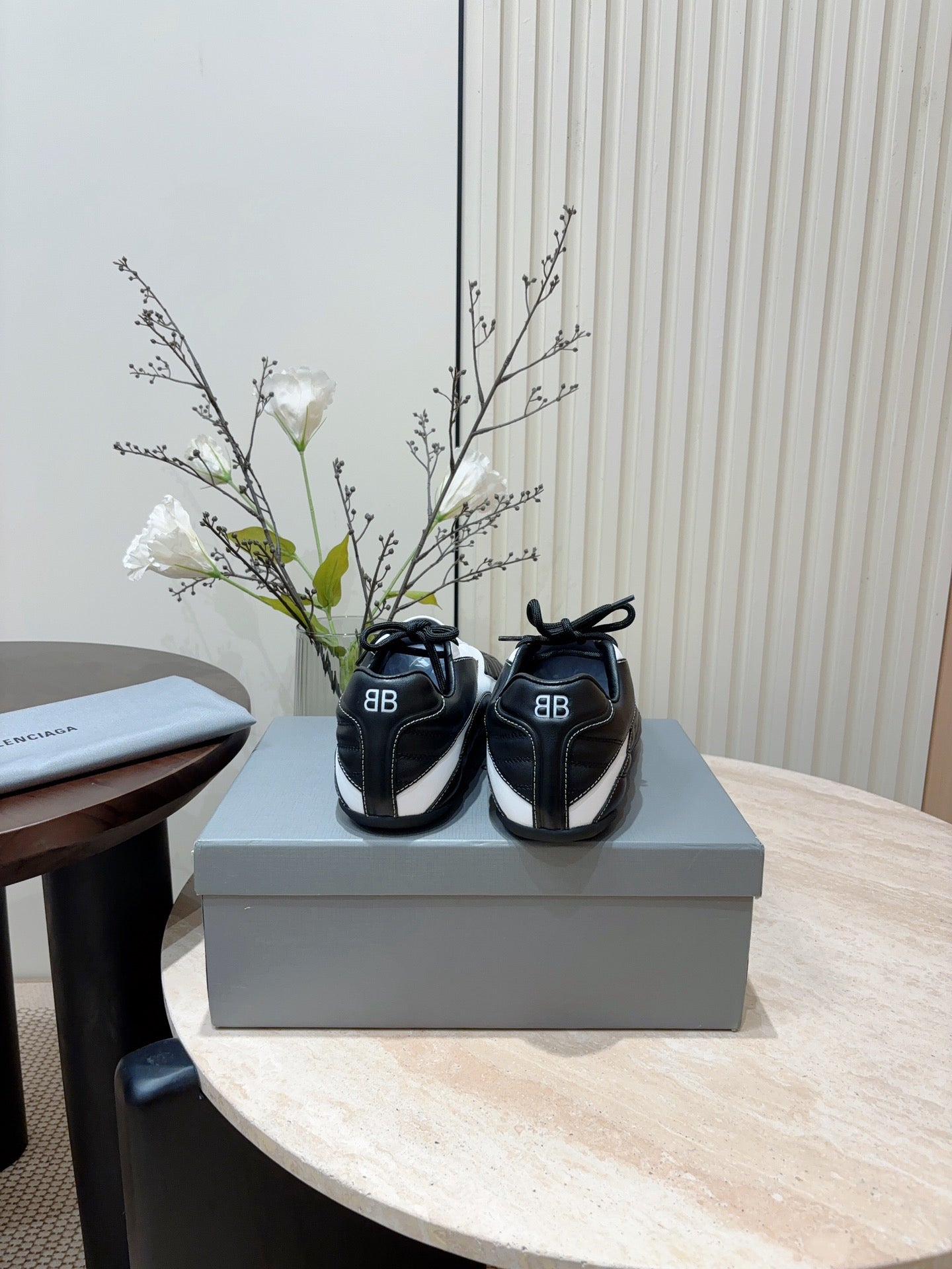 Balanciaga SOCCER SNEAKER IN BLACK MIX WHITE QUILTED LAMBSKIN