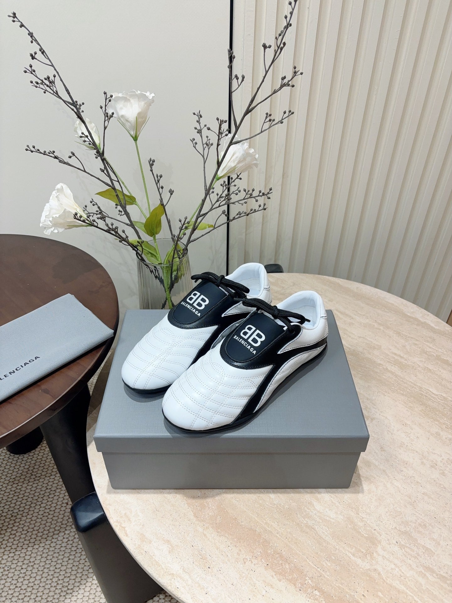 Balanciaga SOCCER SNEAKER IN WHITE MIX BLACK QUILTED LAMBSKIN