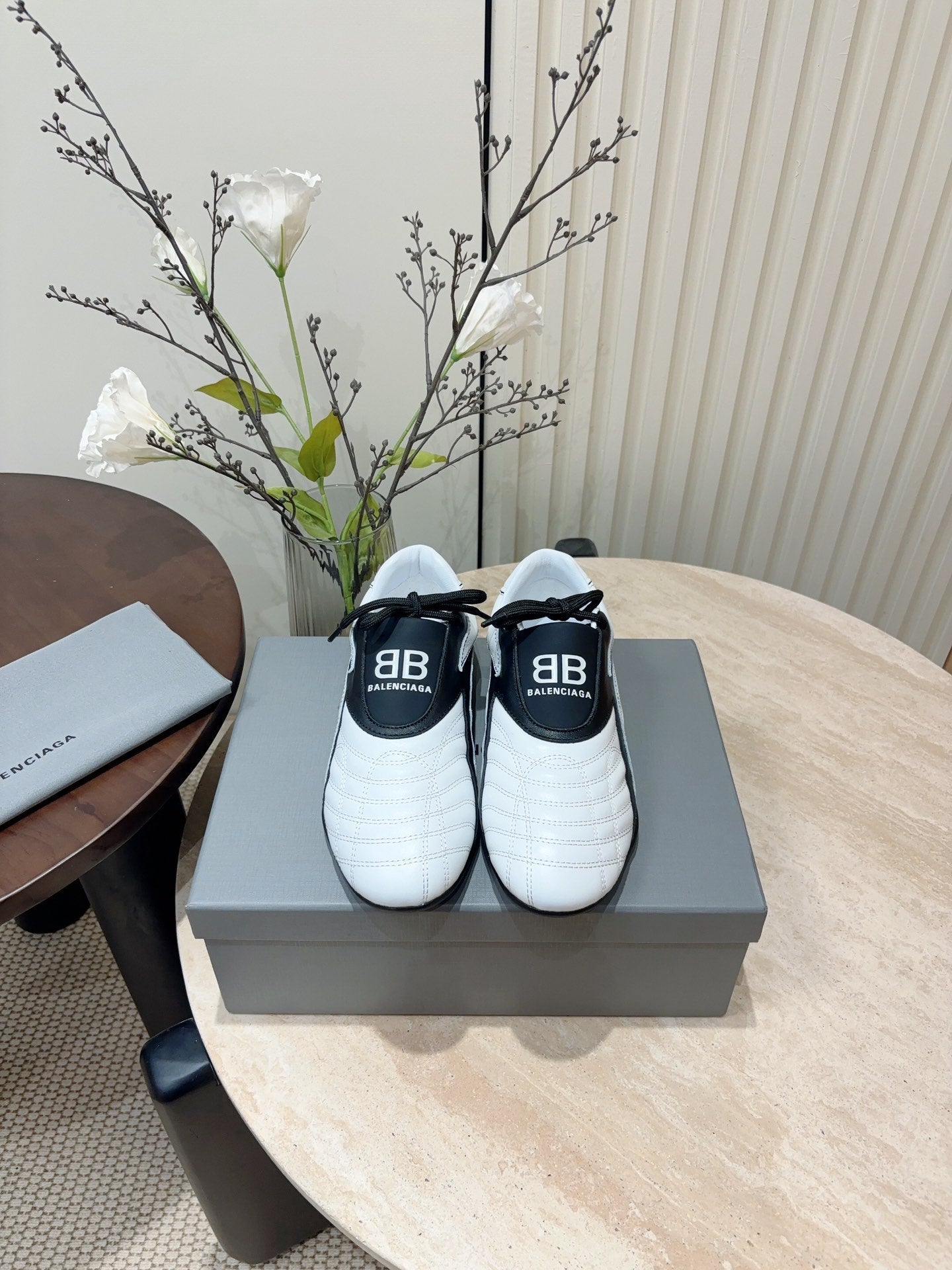 Balanciaga SOCCER SNEAKER IN WHITE MIX BLACK QUILTED LAMBSKIN