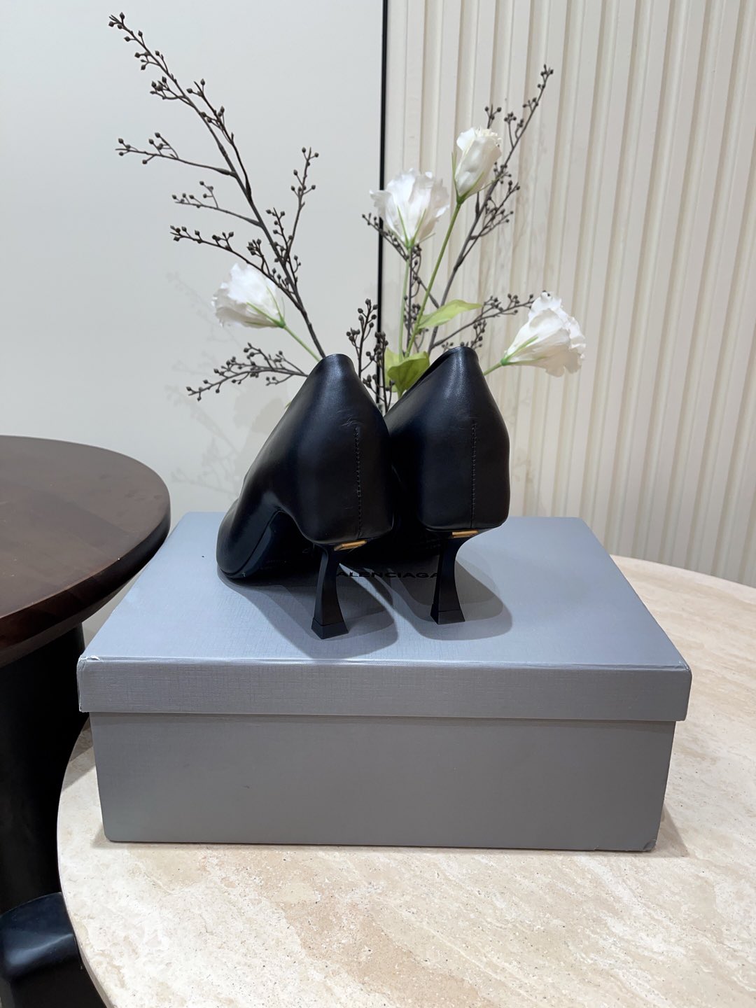 Balanciaga CURVED HEEL DEEP MOUTH PUMPS IN BLACK CALFSKIN