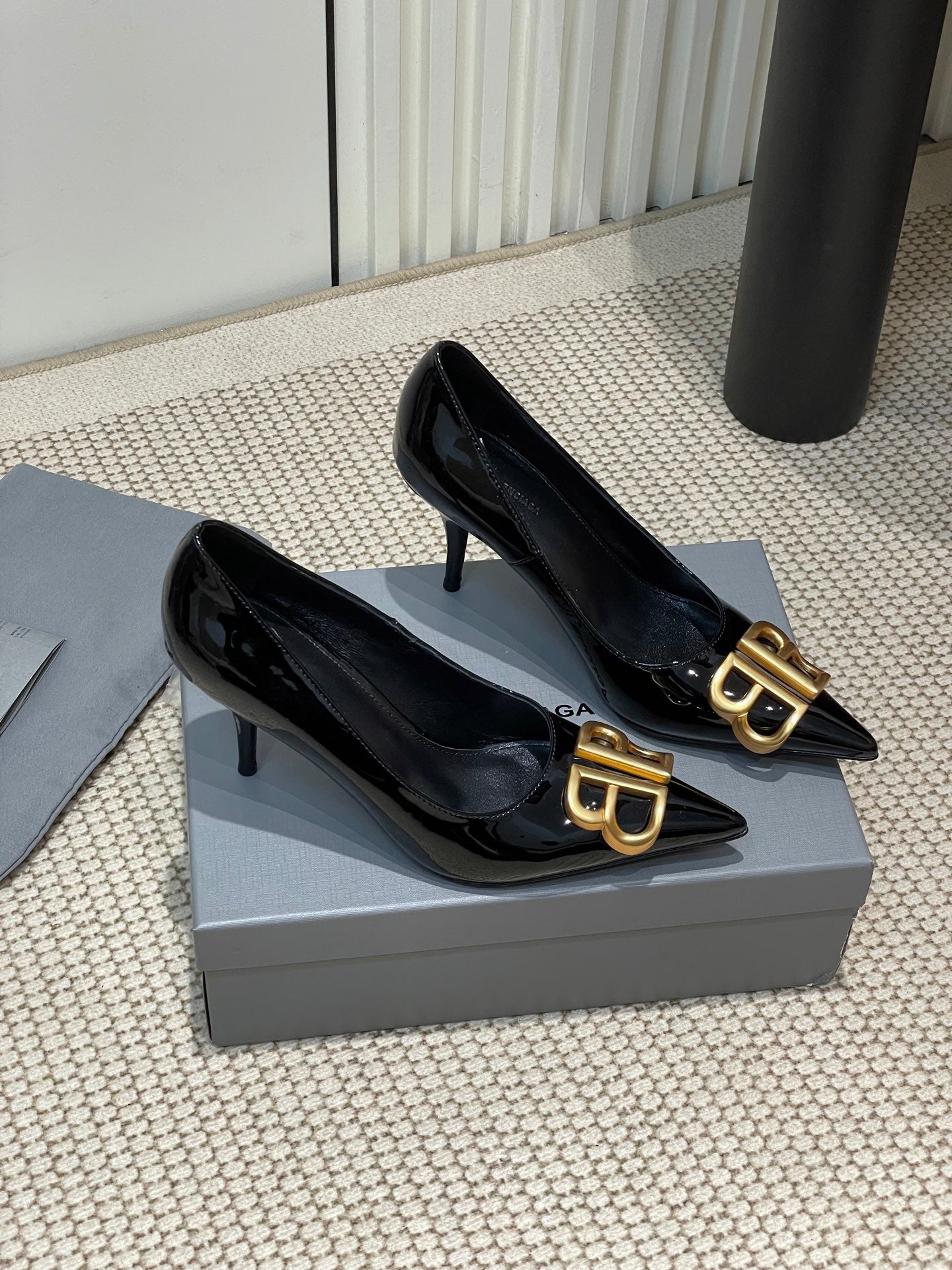 Balanciaga POINTED BB GOLD BUCKLE HIGH PUMPS 80MM IN BLACK PATENT CALFSKIN