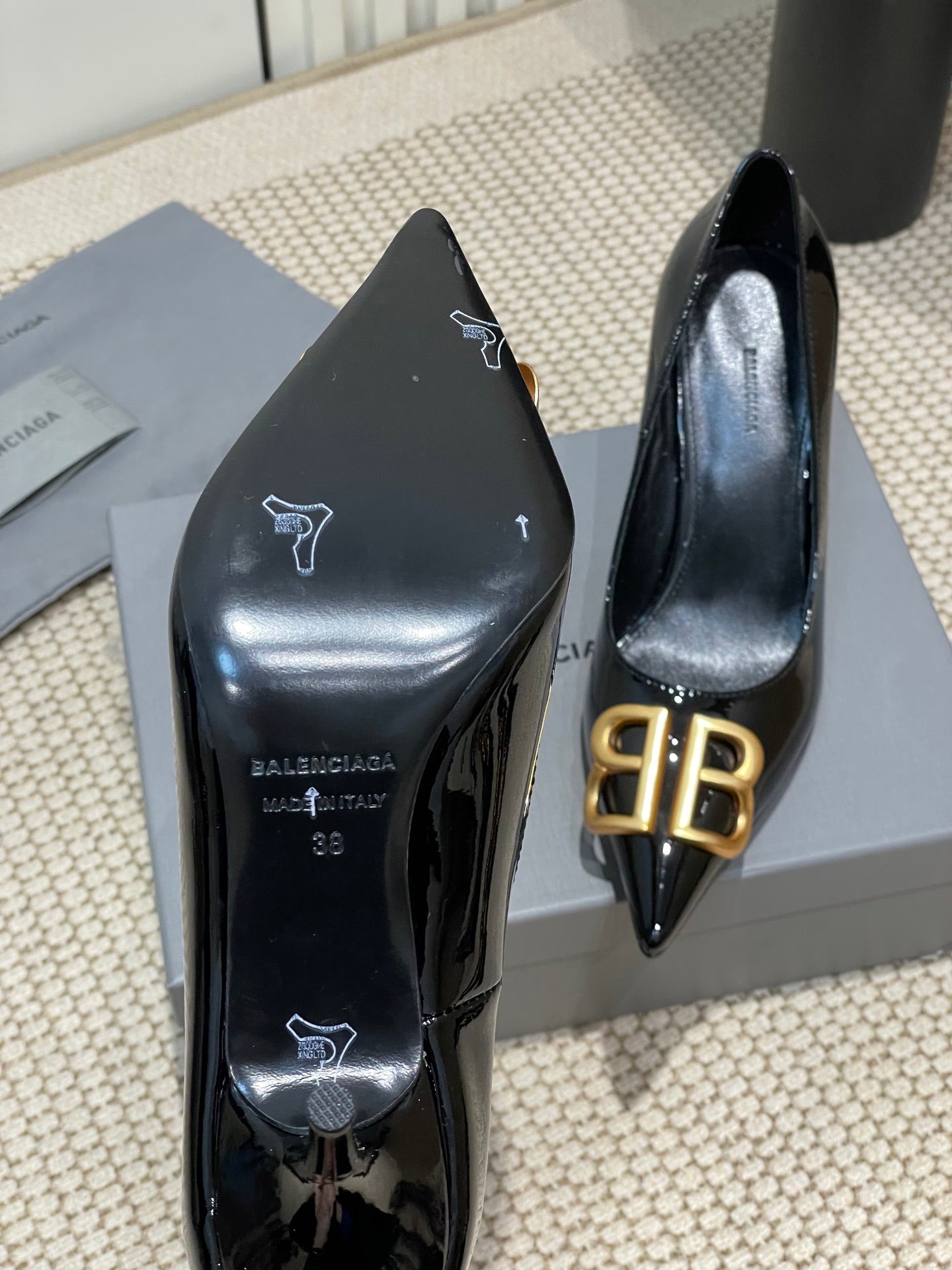 Balanciaga POINTED BB GOLD BUCKLE HIGH PUMPS 80MM IN BLACK PATENT CALFSKIN