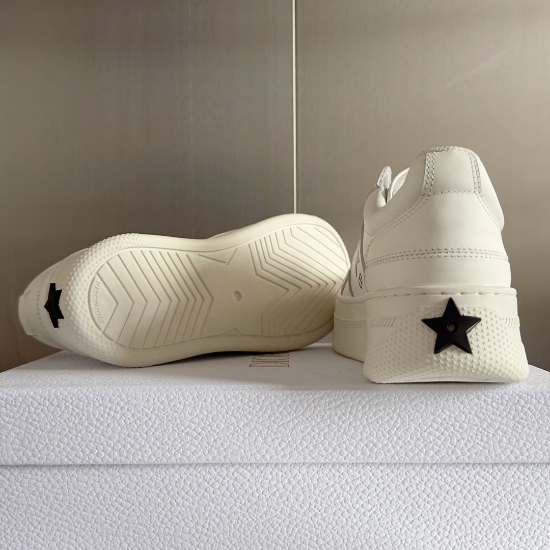 DIOR star sneaker white cream calfksin