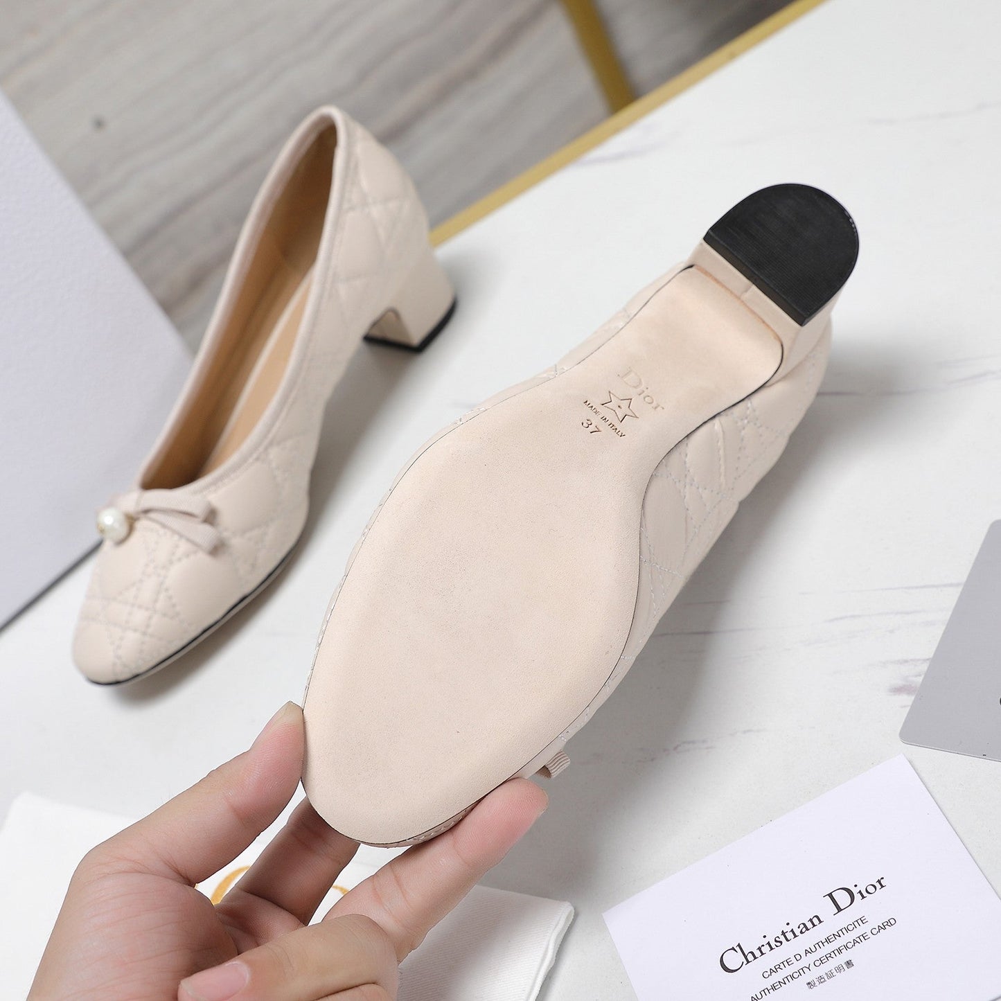 DIOR Pump 40mm In White Pink Quilted Calfskin 995266