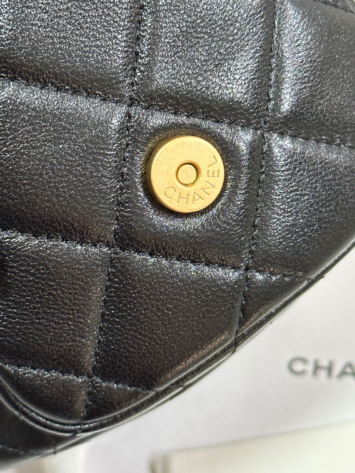 CHANEL 25C Backpack 24.3cm Black Genuine Lambskin Gold Hardware243672