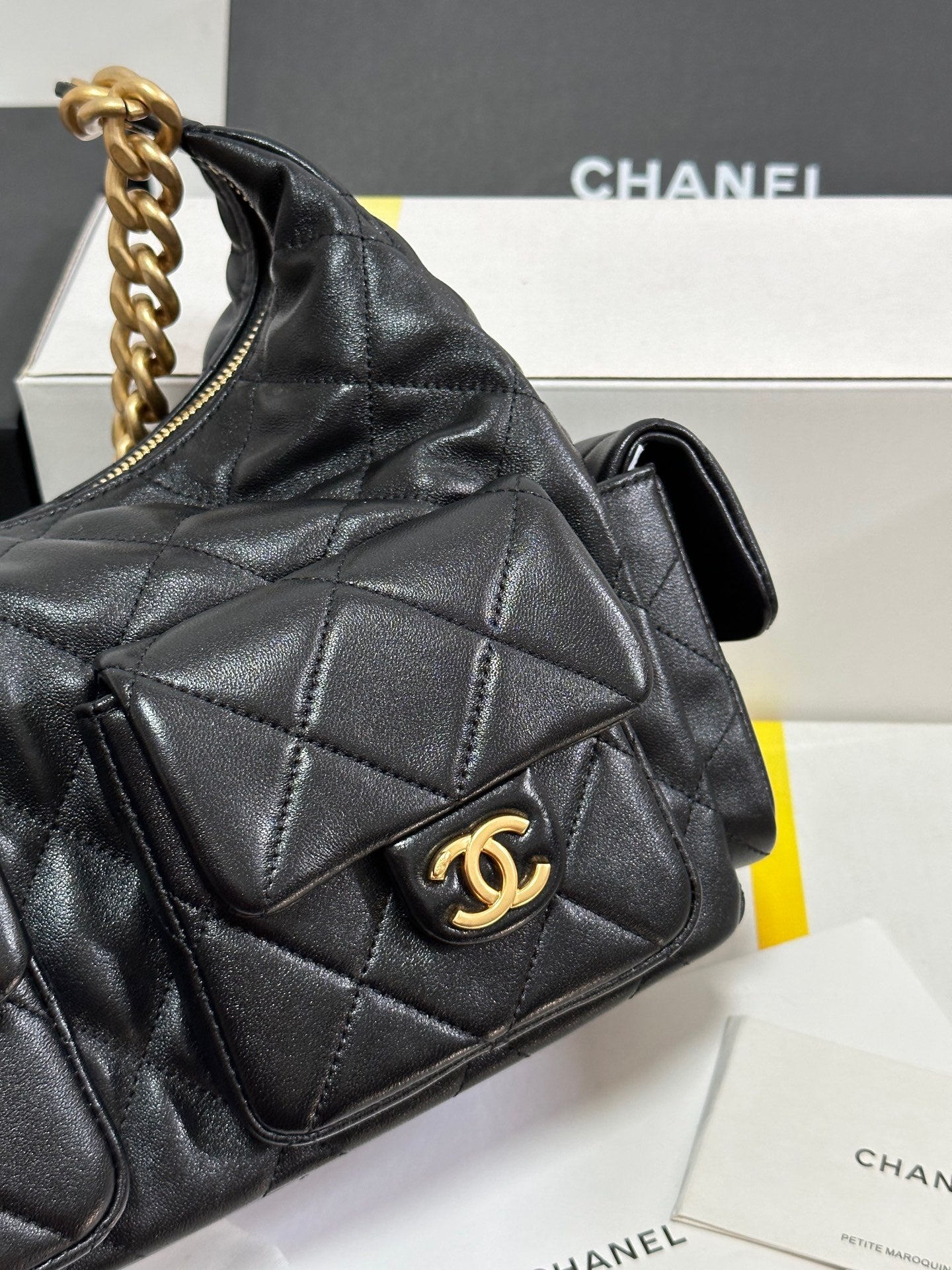 CHANEL 25C Hobo 35cm Black Lambskin Gold Hardware 243536