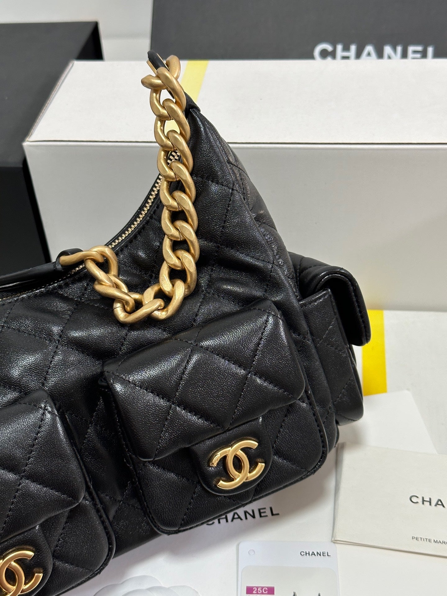 CHANEL 25C Hobo 31cm Black Lambskin Gold Hardware 243540