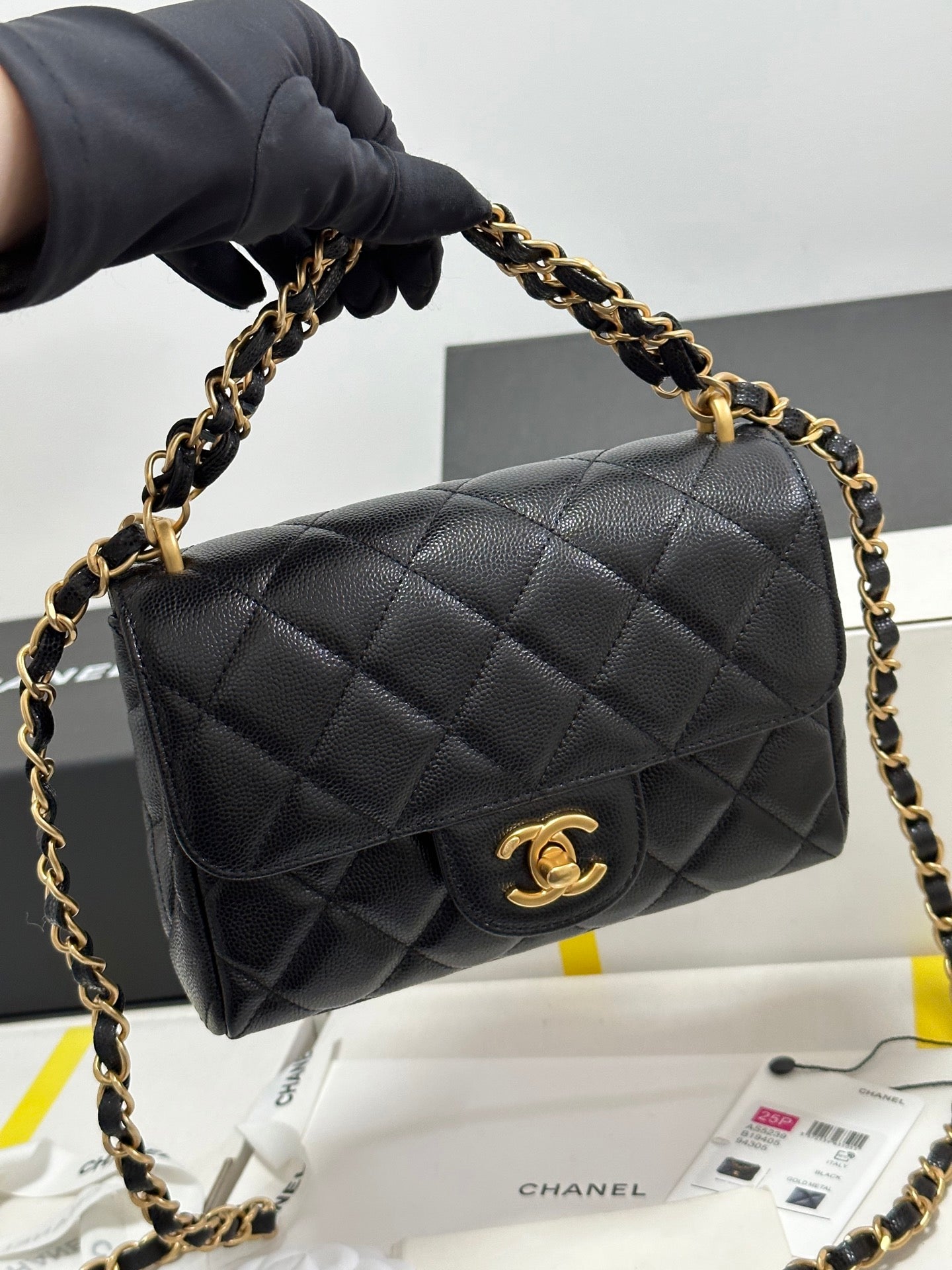 CHANEL 25P Flap 18 Bag Black Cowhide Gold Hardware 243560