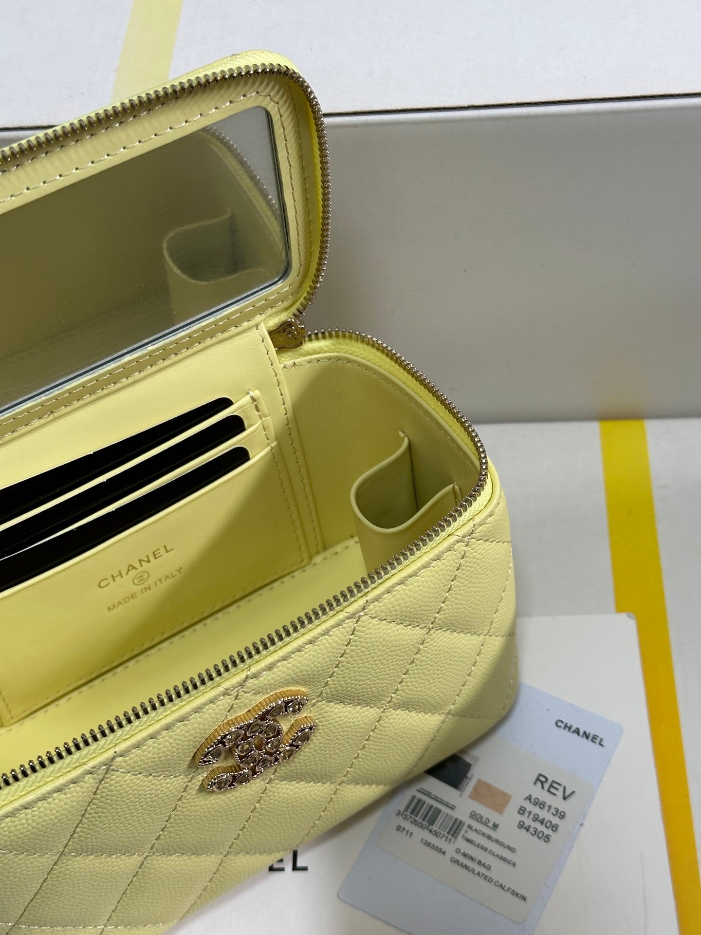 CHANEL 25C Vanity Case 17cm Yellow Caviar Leather Heart Rhinestone Light Gold Hardware 243418