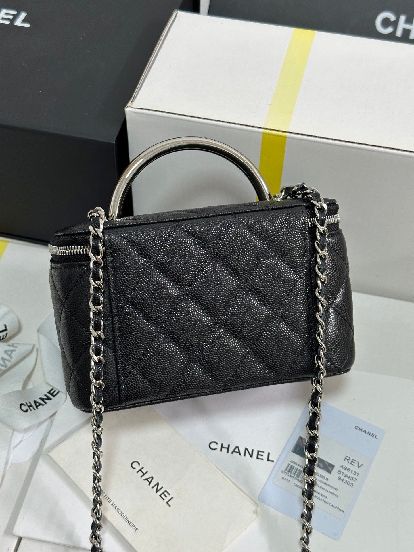 CHANEL 25P Vanity Case 17cm Black Leather Silver Hardware 243469