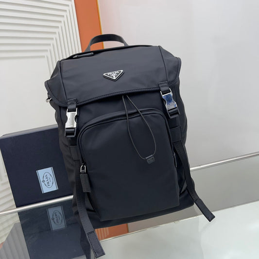 PRADA BACKPACK 45 IN BLACK RE-NYLON AND SAFFIANO LEATHER TRIM
