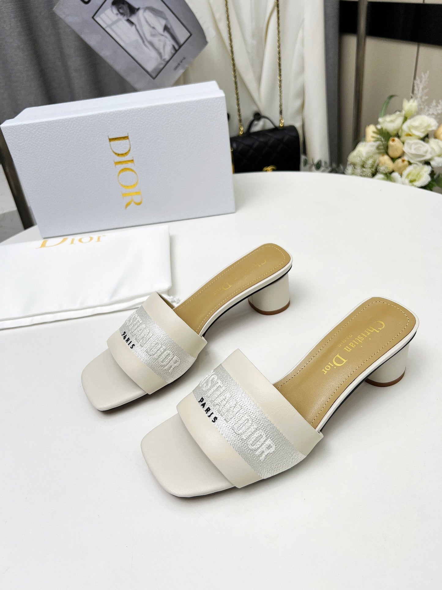 DIOR dway 45 cream canvas calfskin