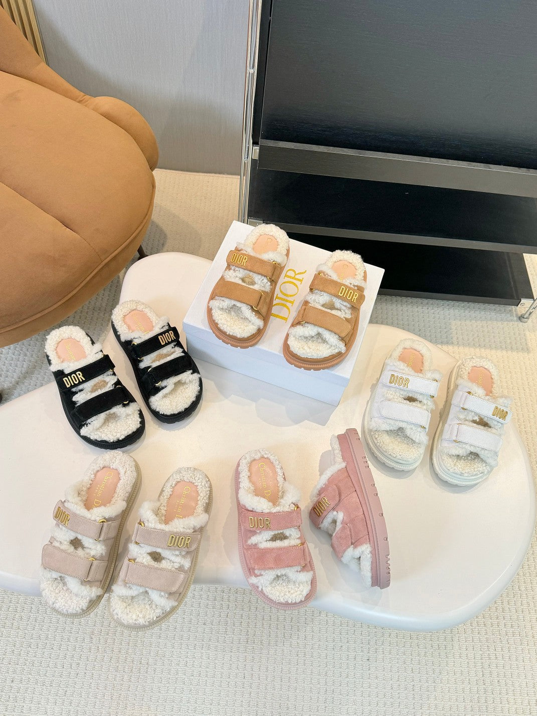 DIOR DIORact Slide Pink Suede And Fleece Lining
