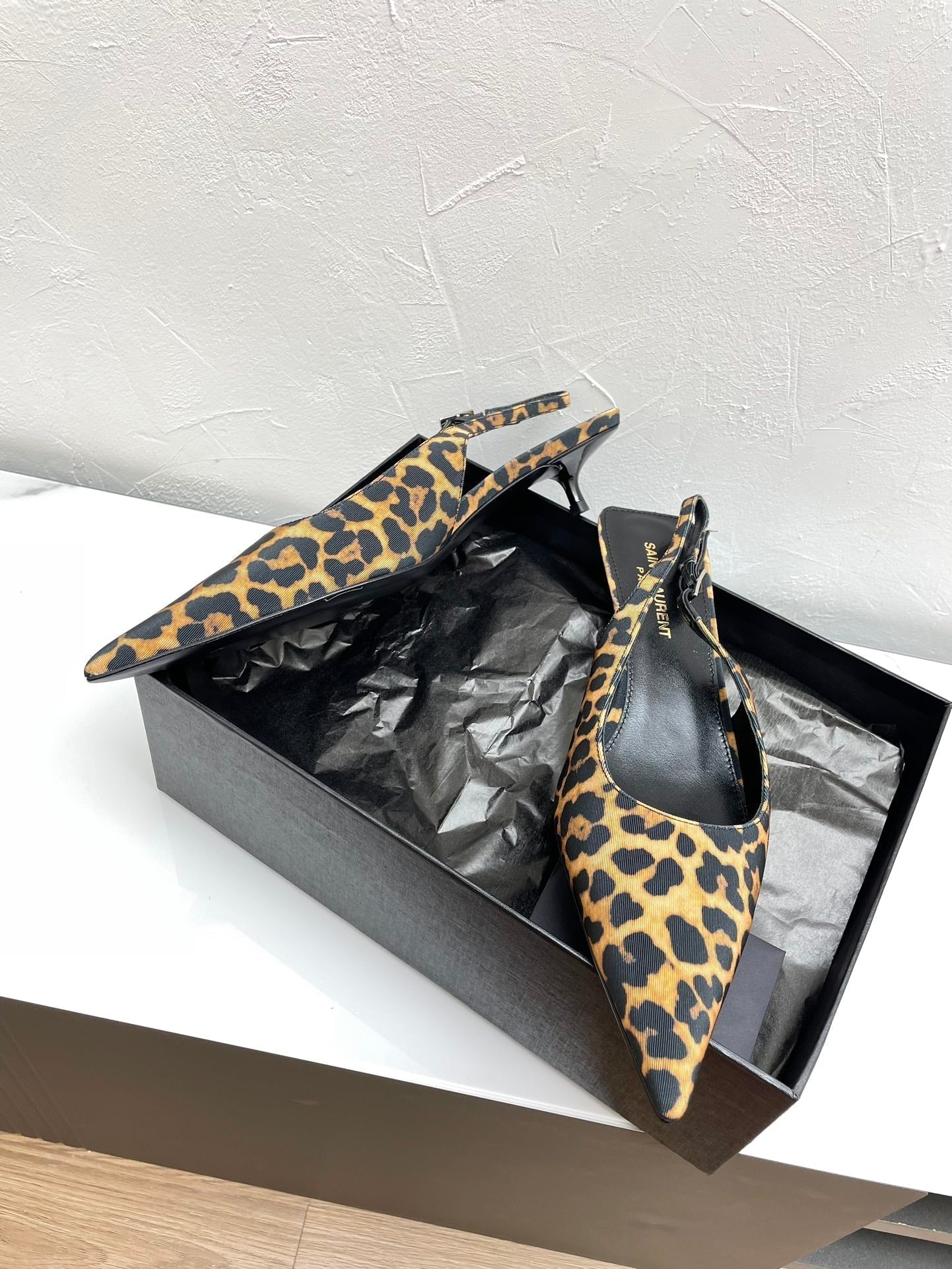 Saint Laurent CHERISH SLINGBACK PUMPS 35 IN LEOPARD GROSGRAIN