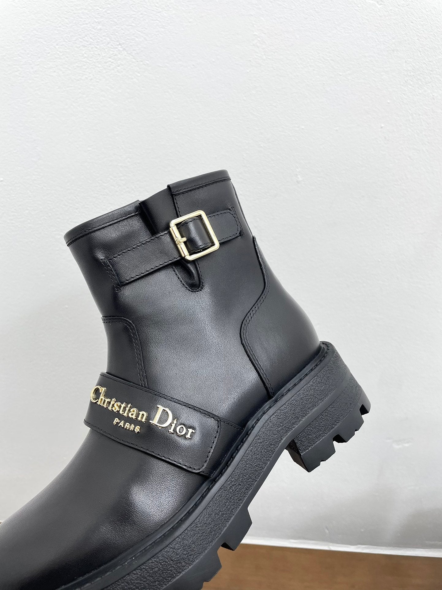 DIOR D-Quest Ankle Boot 40mm Plain Black Calfskin