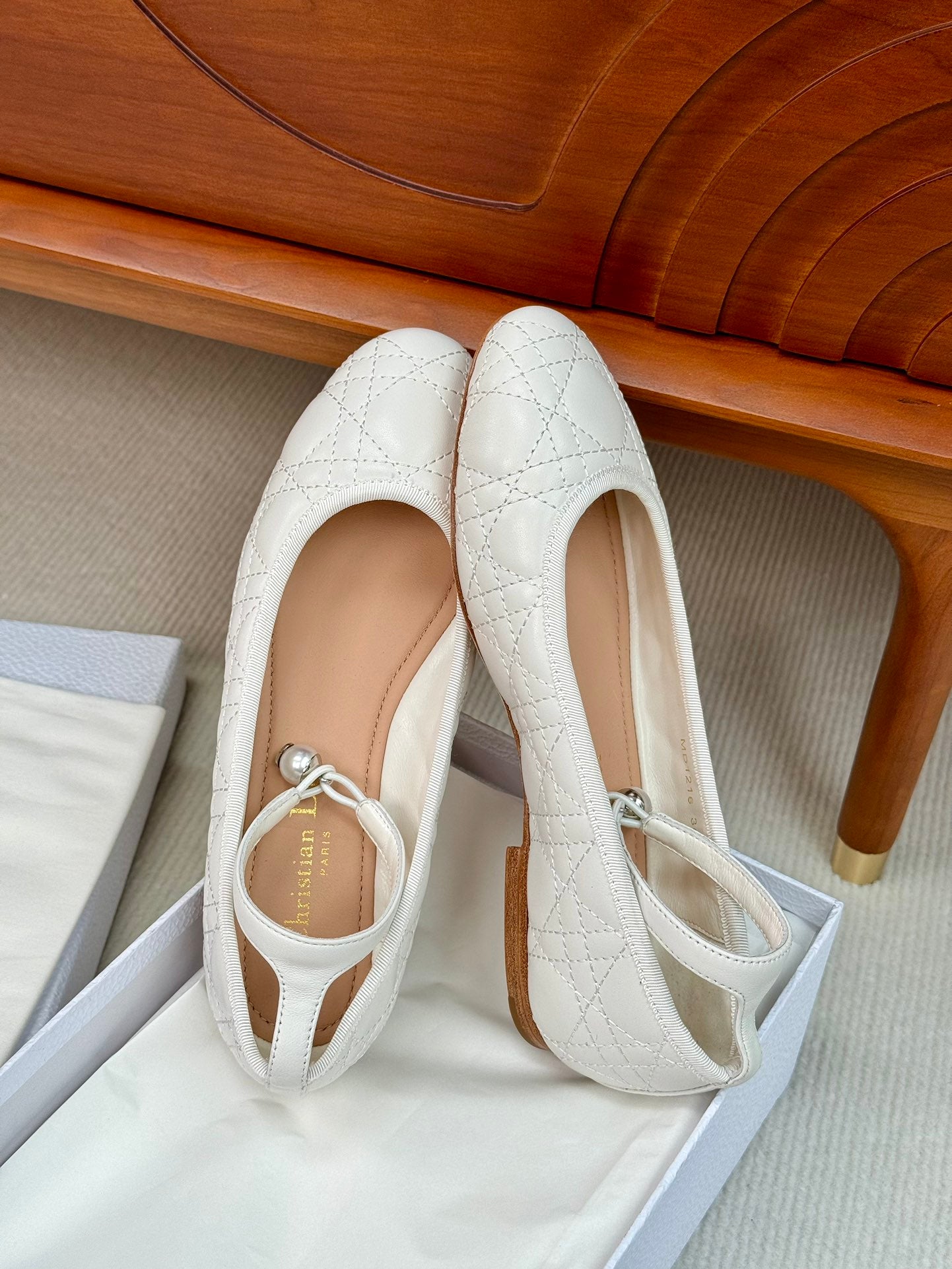 DIOR ballet flat white lambskin mop