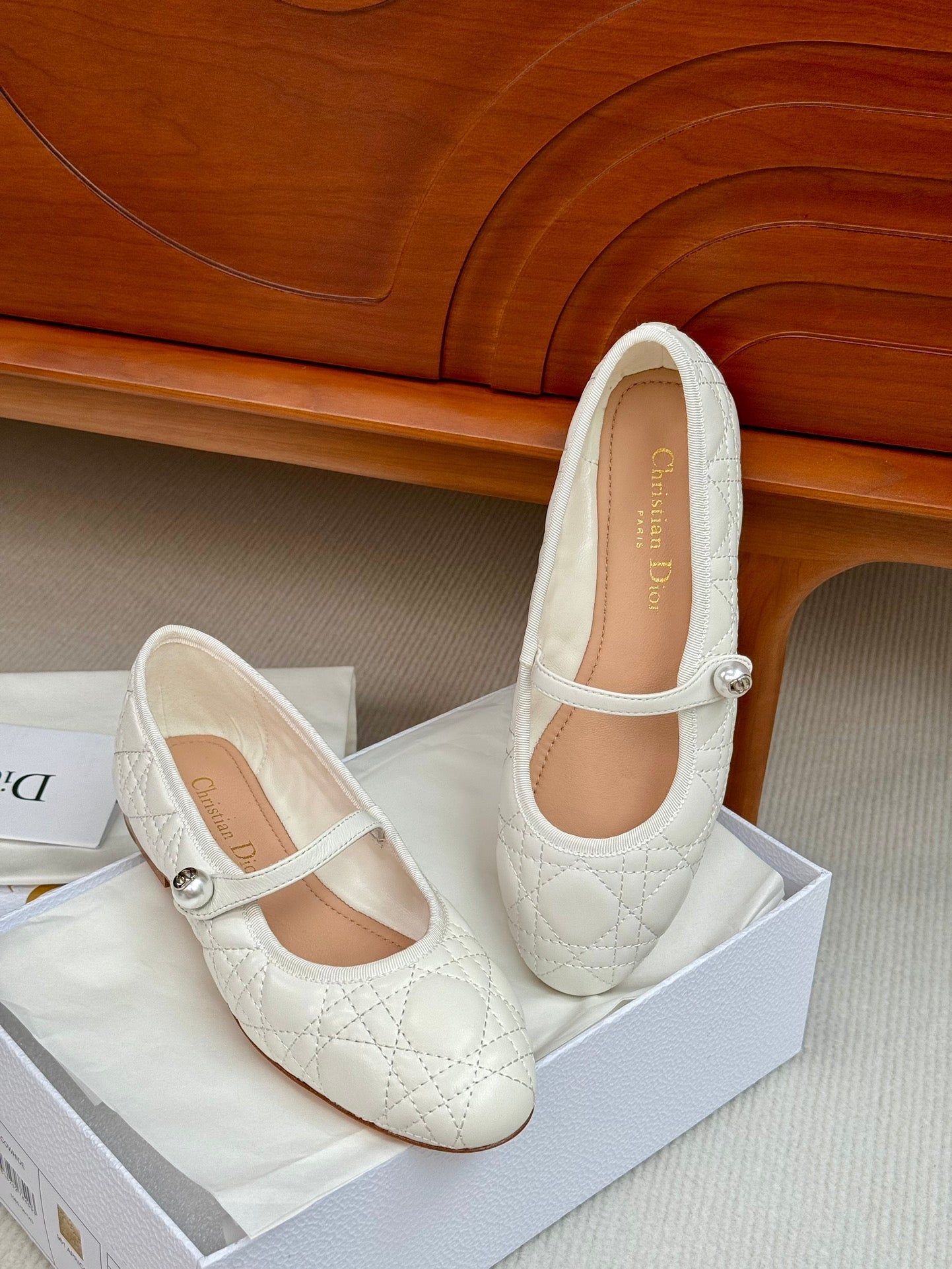 DIOR ballet flat white lambskin mop middle