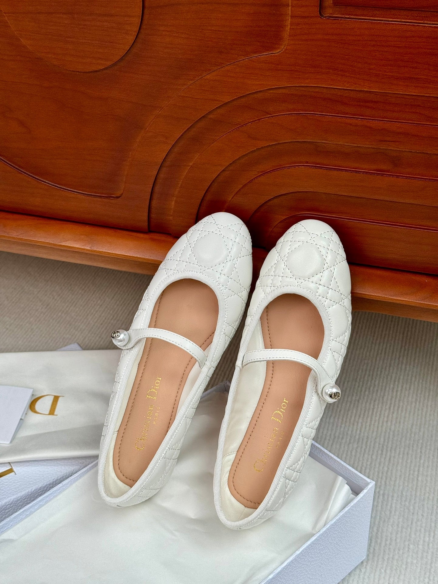 DIOR ballet flat white lambskin mop middle