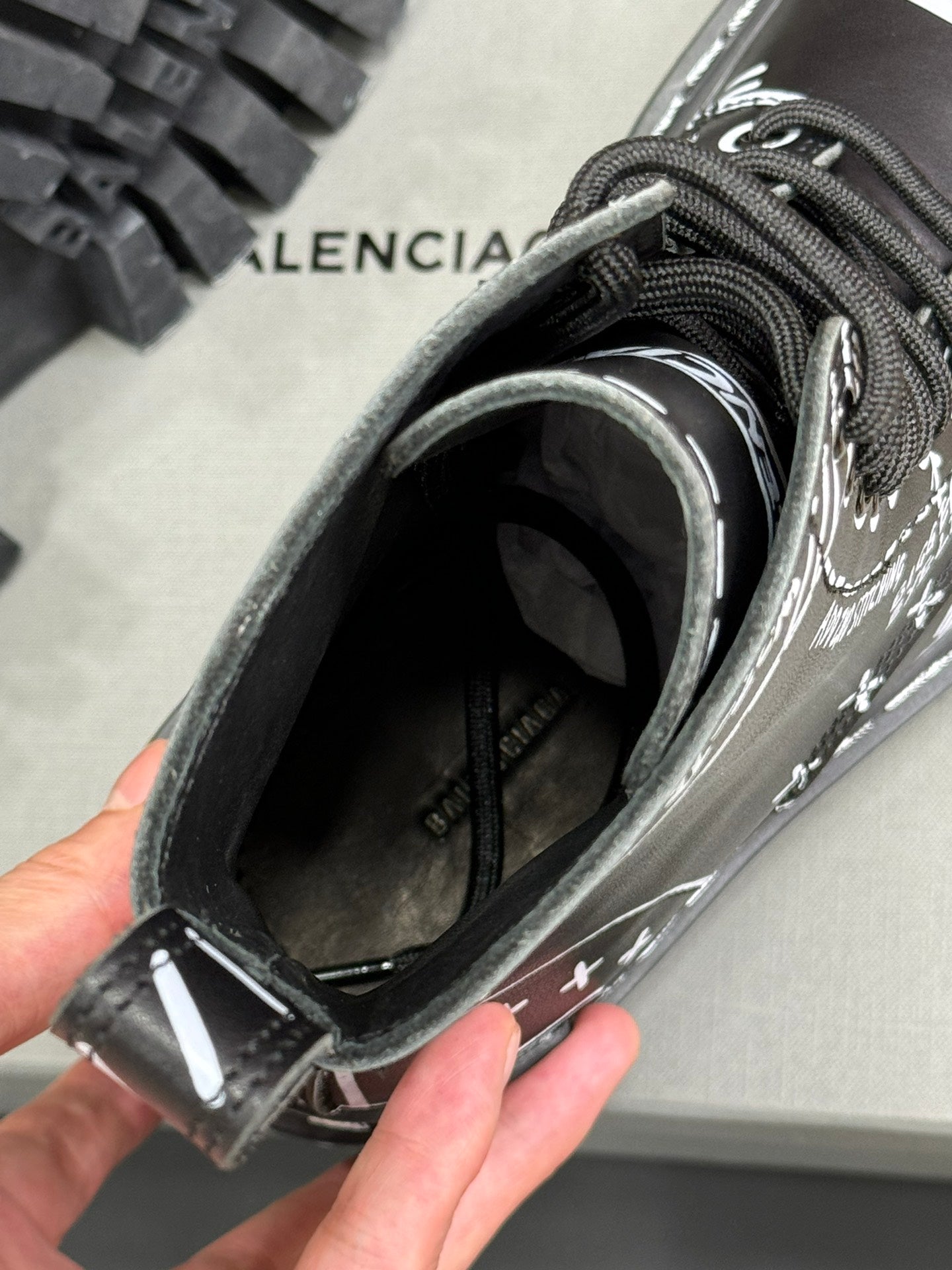 Balanciaga CHUNKY BOOTS IN BLACK SMOOTH CALFSKIN WHITE PRINT