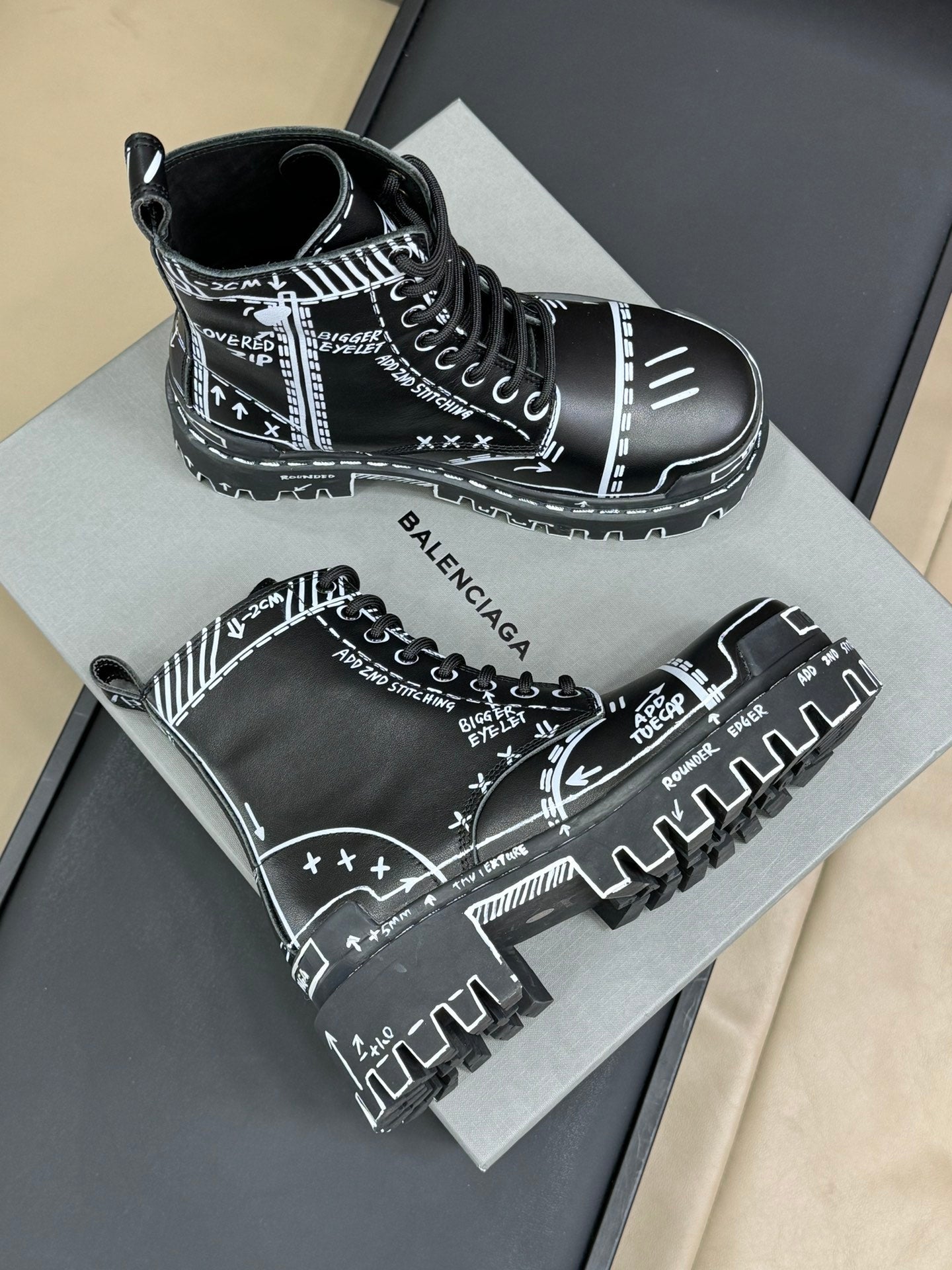 Balanciaga CHUNKY BOOTS IN BLACK SMOOTH CALFSKIN WHITE PRINT