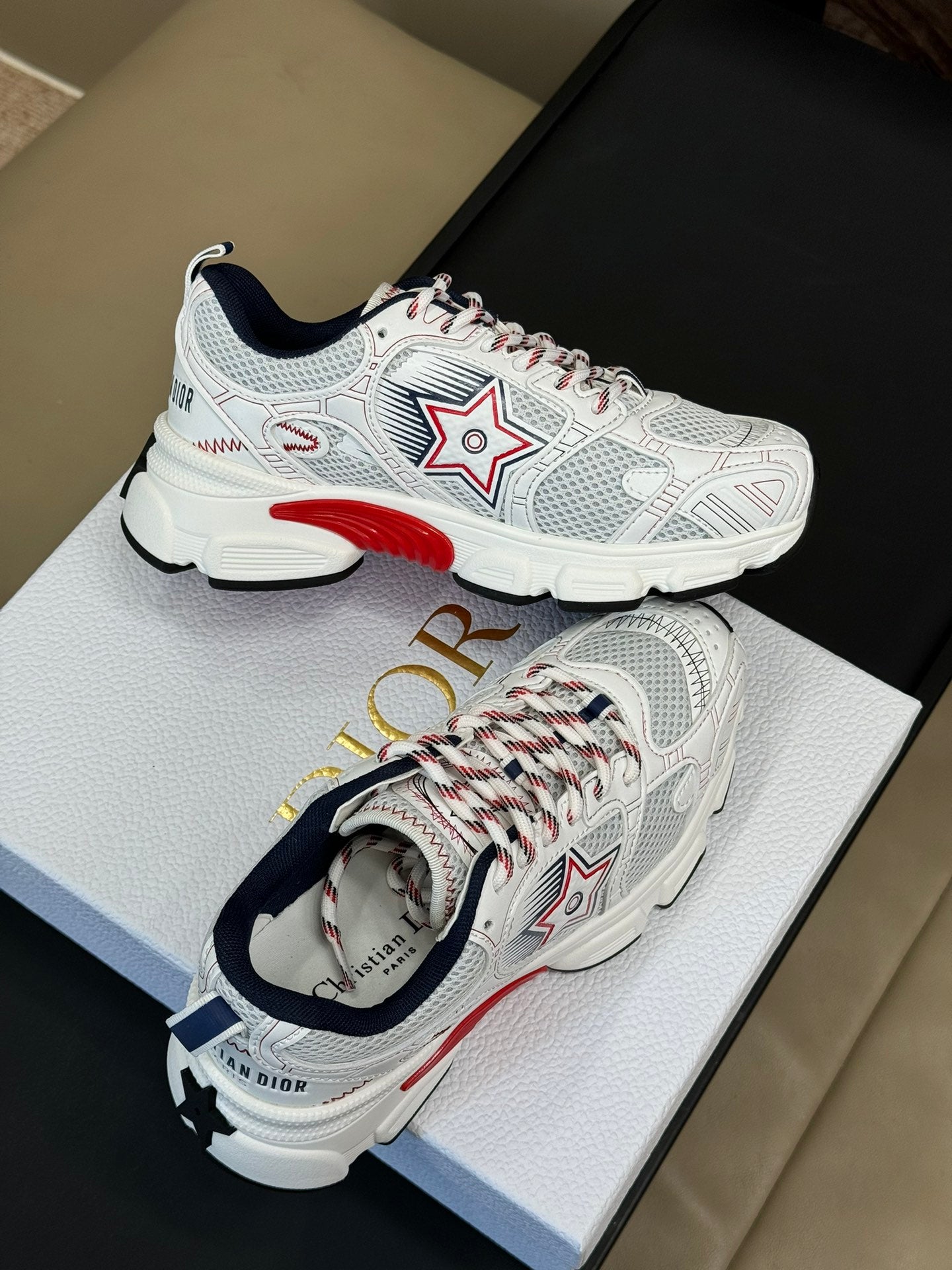 DIOR Chrono Sneaker White Mix Red Mesh Fabric 992629